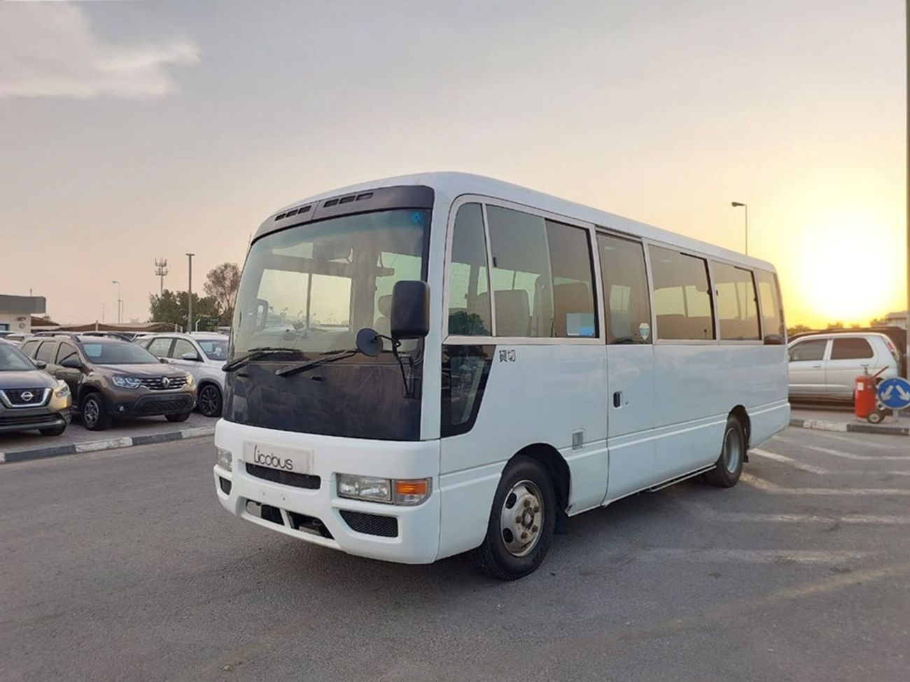 نيسان سيفيليان NISSAN CIVILIAN BUS RHD 2003 MODEL 4.2 L DIESEL AUTOMATIC(PM20191)
