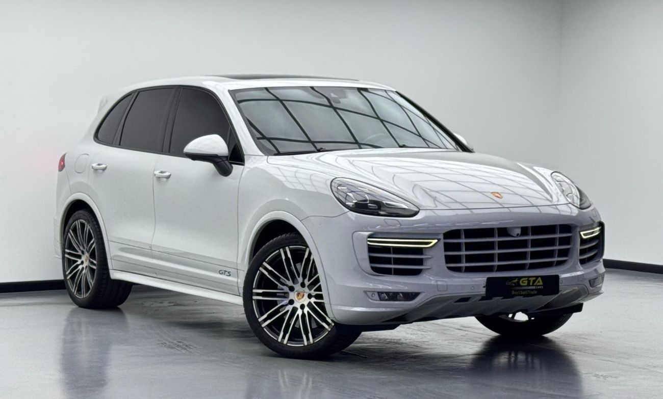بورش كايان GTS 3.6L 2017 Porsche Cayenne GTS, Excellent Condition, Full Agency Service History, GCC