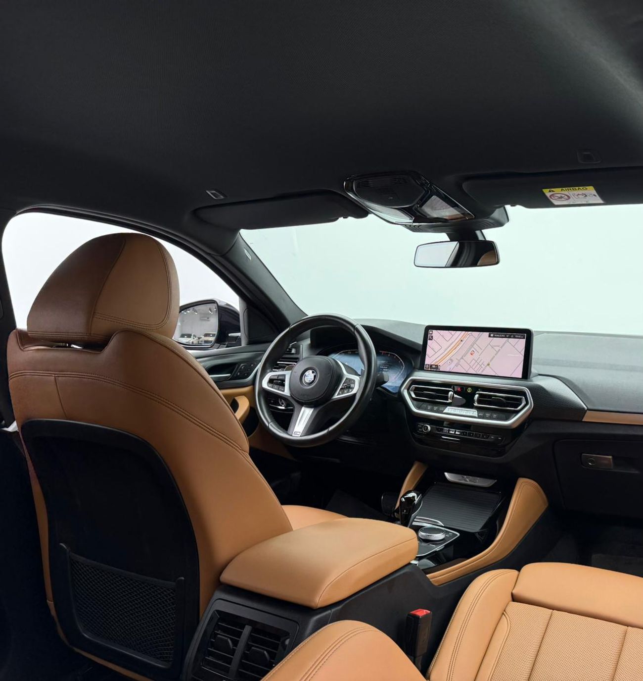 BMW X4 2022 BMW X4 xDrive30i M-Sport Pro, 2027 BMW Warranty + Service Pack, Very Low Km, Fully Loaded, GCC