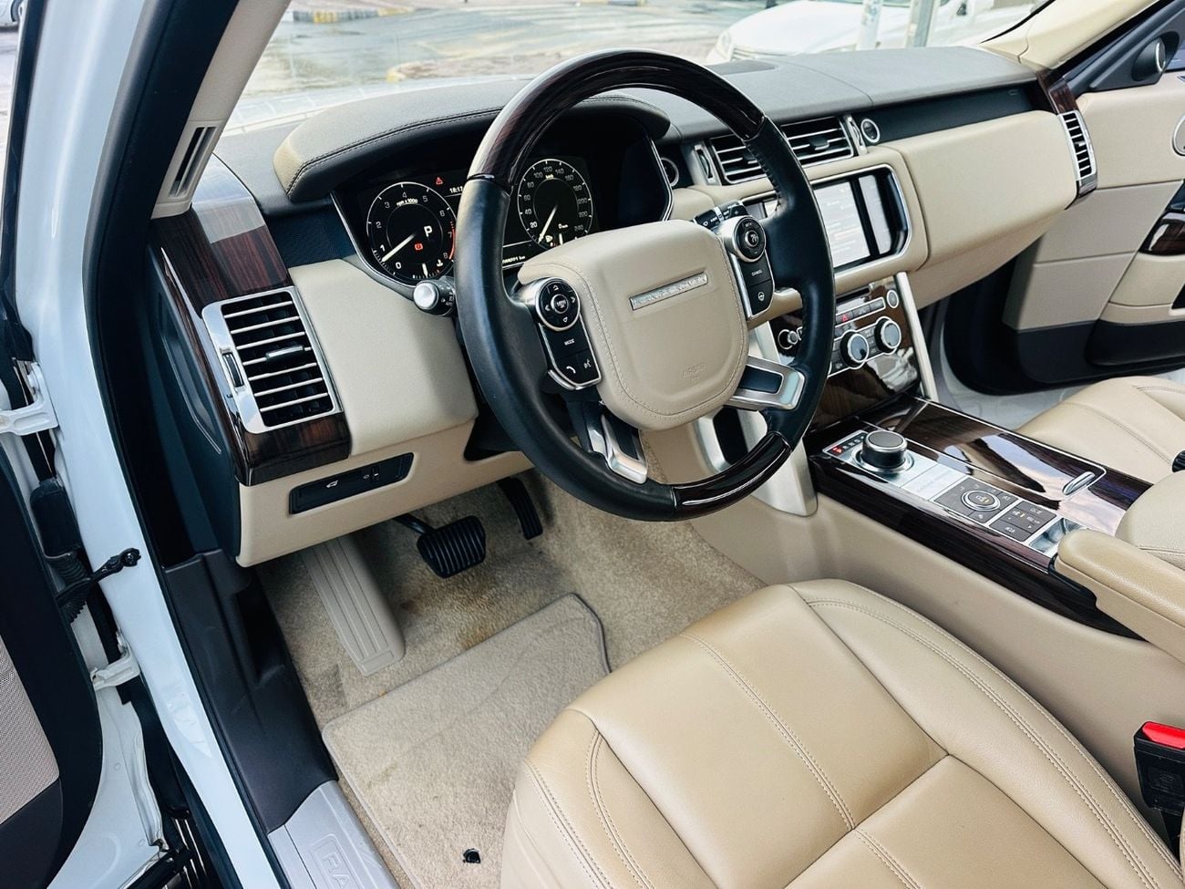 لاند روفر رينج روفر