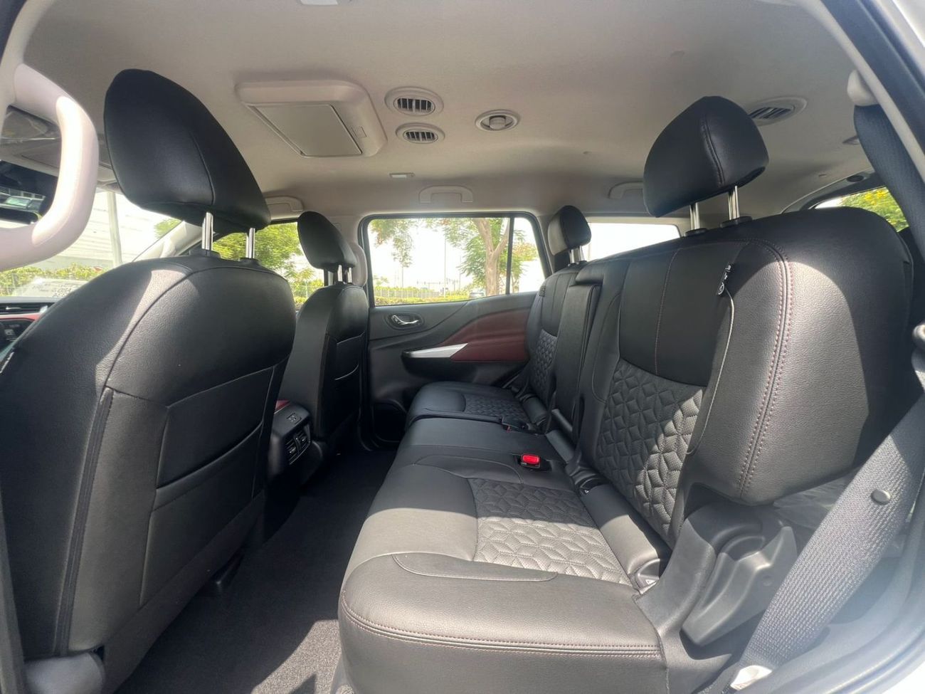 Nissan XTerra Platinum 2.5L 4WD