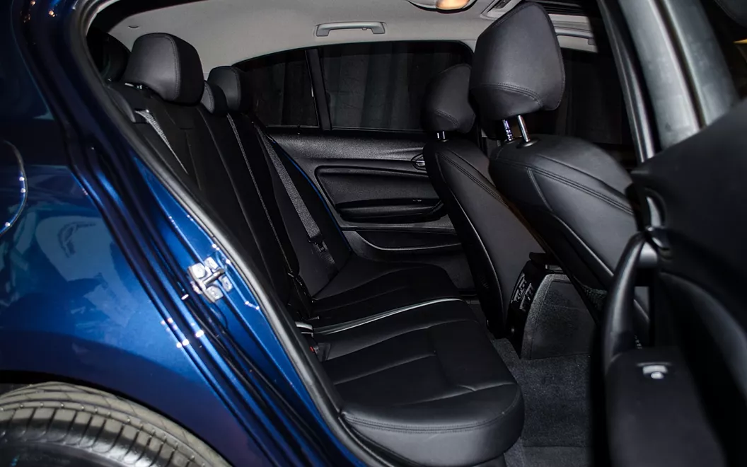 BMW 118i interior - Seats