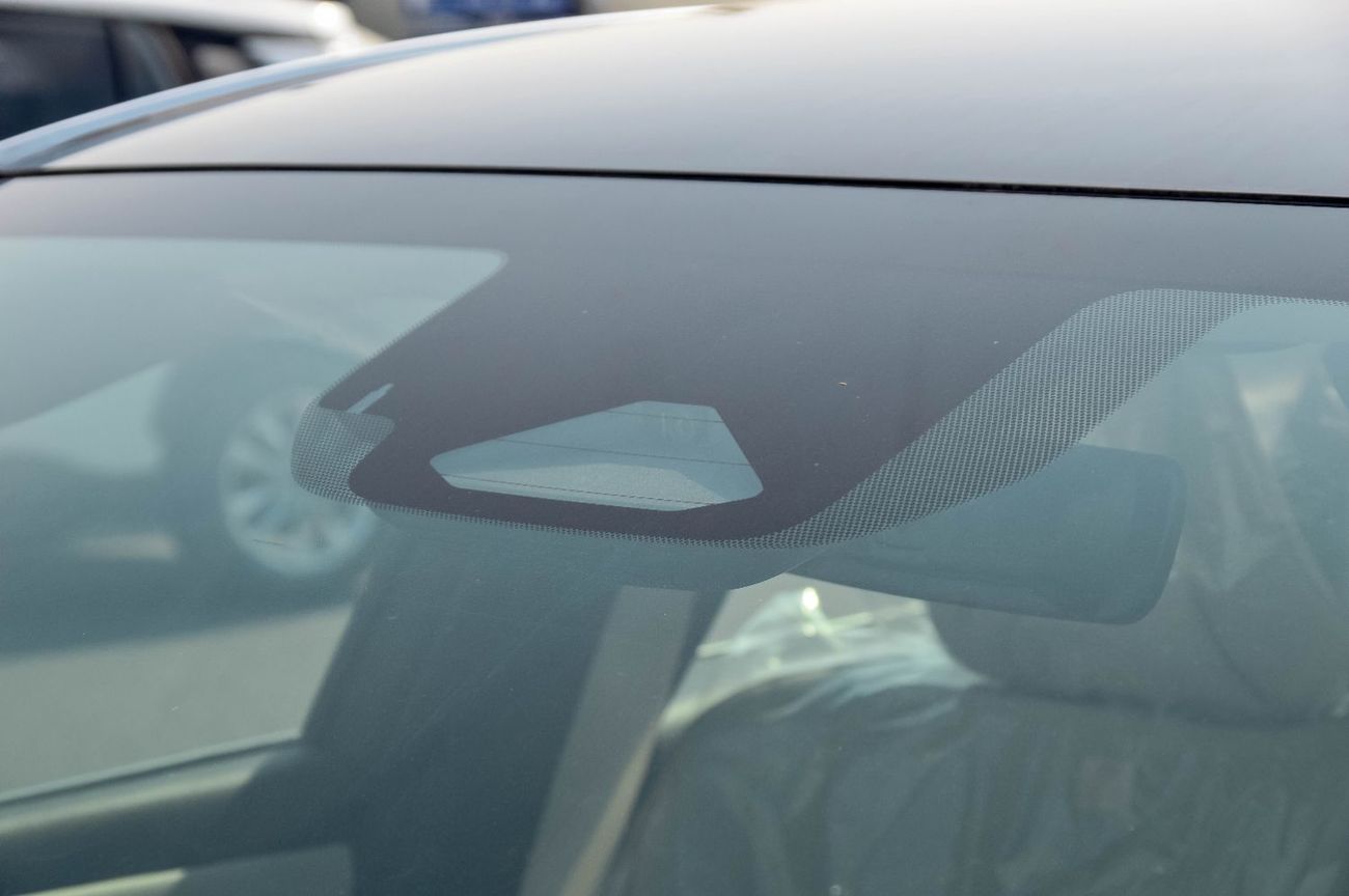 Toyota Crown TOYOTA CROWN HYBRID 2.5L FWD SEDAN 2026