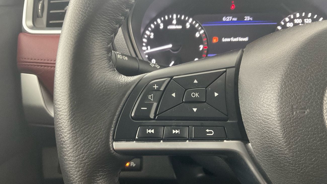 Nissan XTerra Platinum 2.5L 4WD Platinum | Guaranteed Warranty | 0 Down Payment