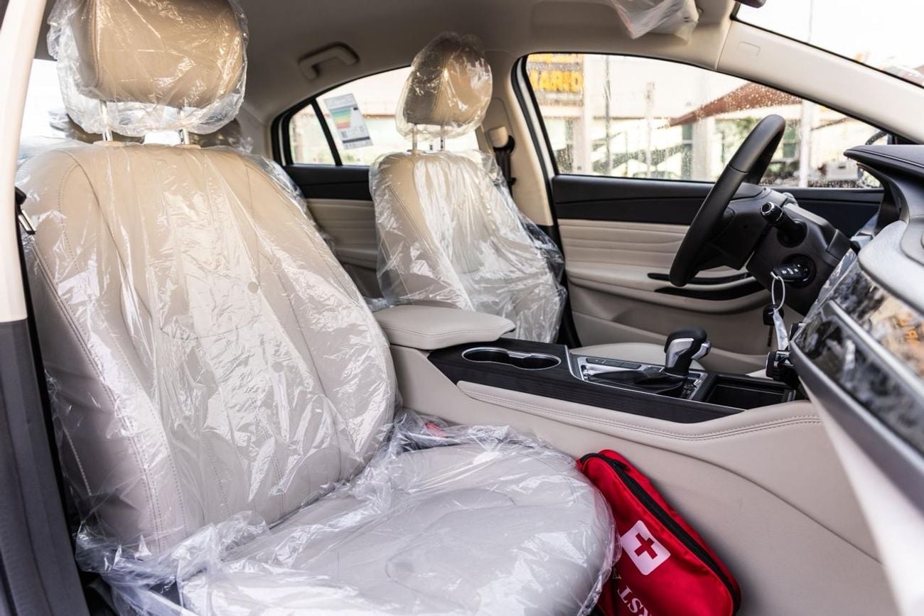 Chery Arrizo 5 2026 CHERY ARRIZO 5 SQR7  1.5L Sedan FWD WHITE / BEIGE