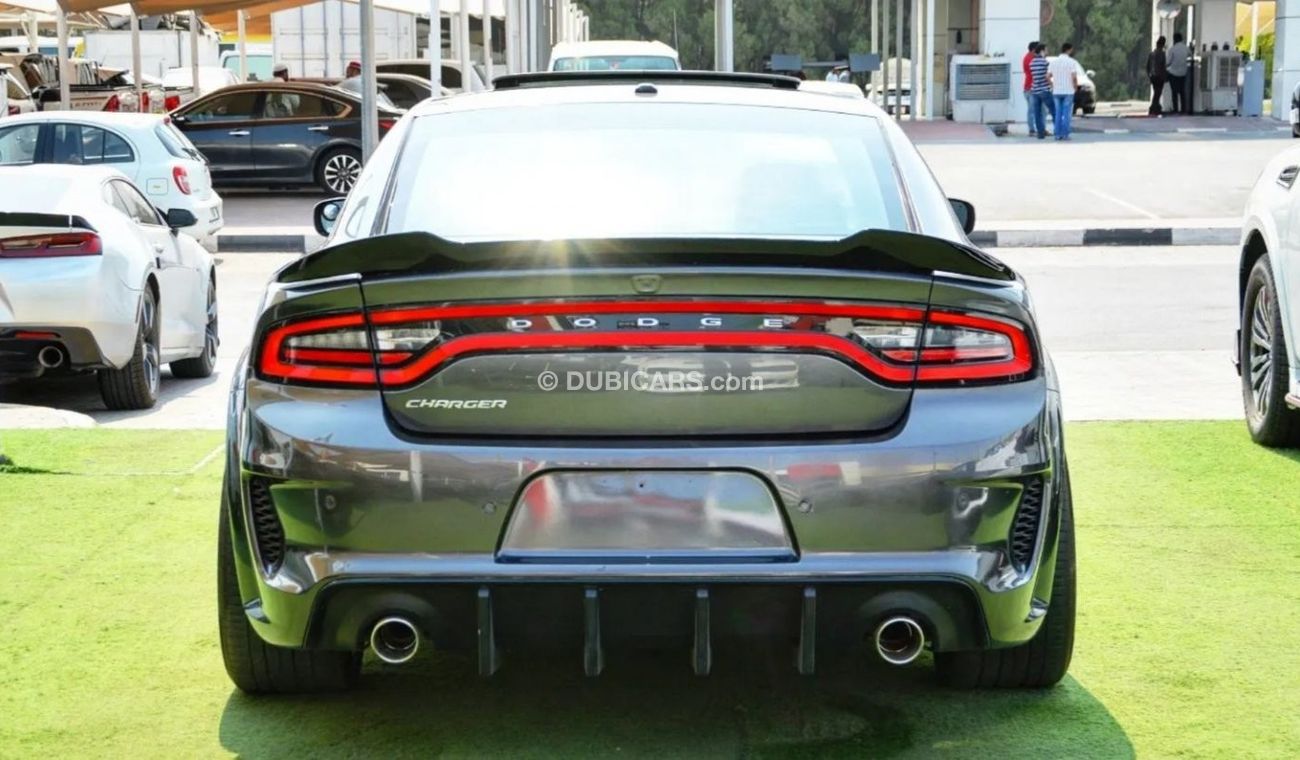 Dodge Charger 3.6L SXT Plus *SXT PLUS*Charger V6 3.6L 2019/FullOption/Original AirBags/Excellent Condition