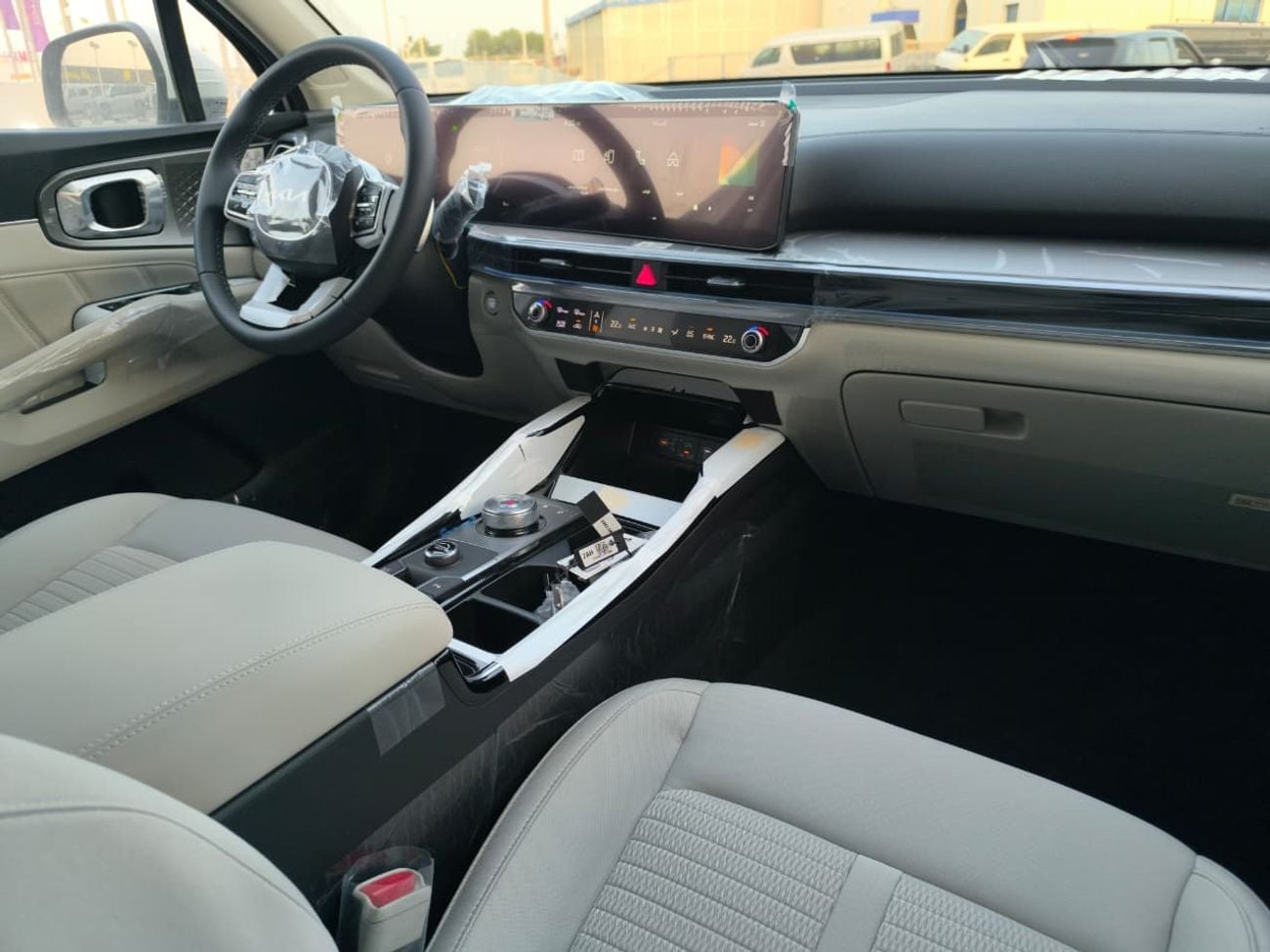 كيا سورينتو 3.5L FWD GCC Specs Full Option 2025 Model Brand New
