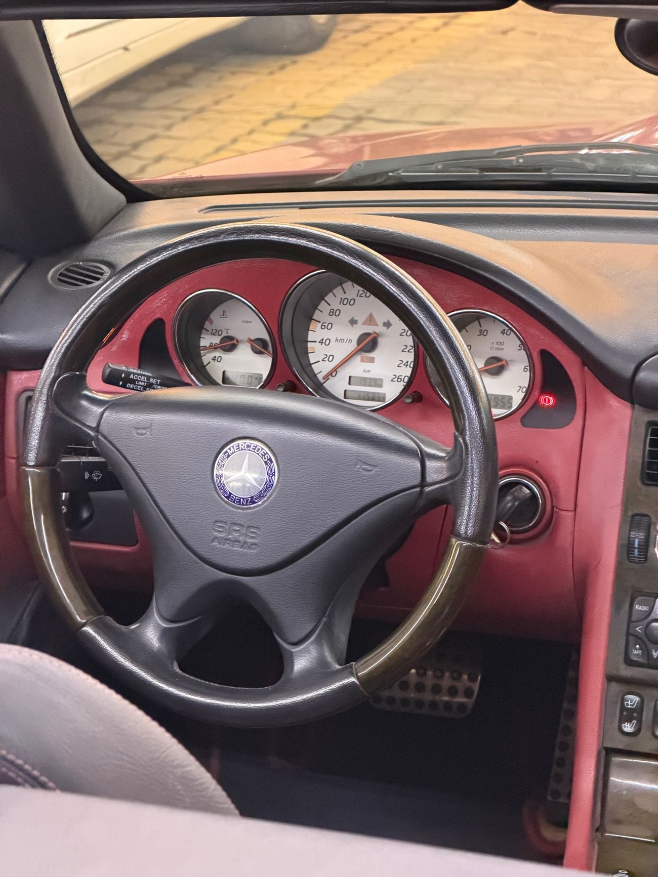 Mercedes Benz SLK320 STD