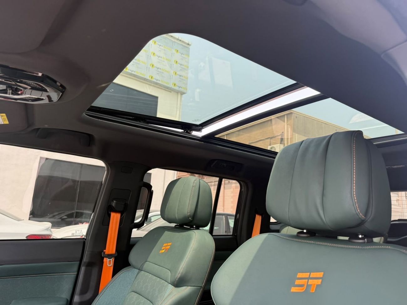 Jetour T2 LUX