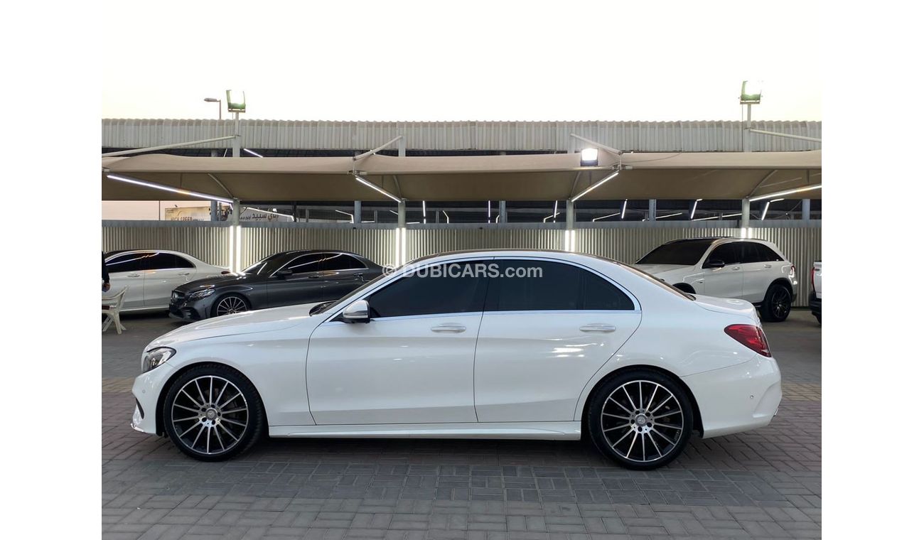 مرسيدس بنز C 200 اليجانس