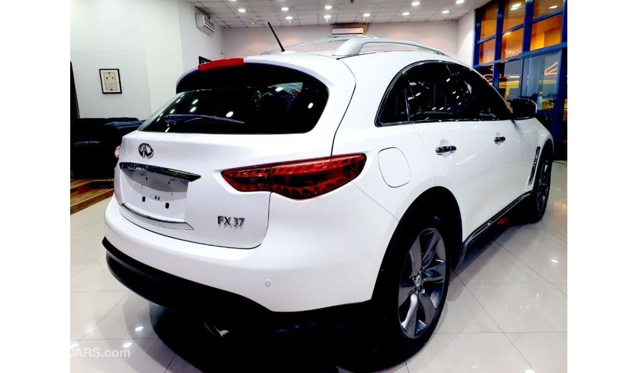 Infiniti FX37 - 2014 -GCC - ONE YEAR WARRANTY - ( 900 AED PER MONTH/ 5YRS )