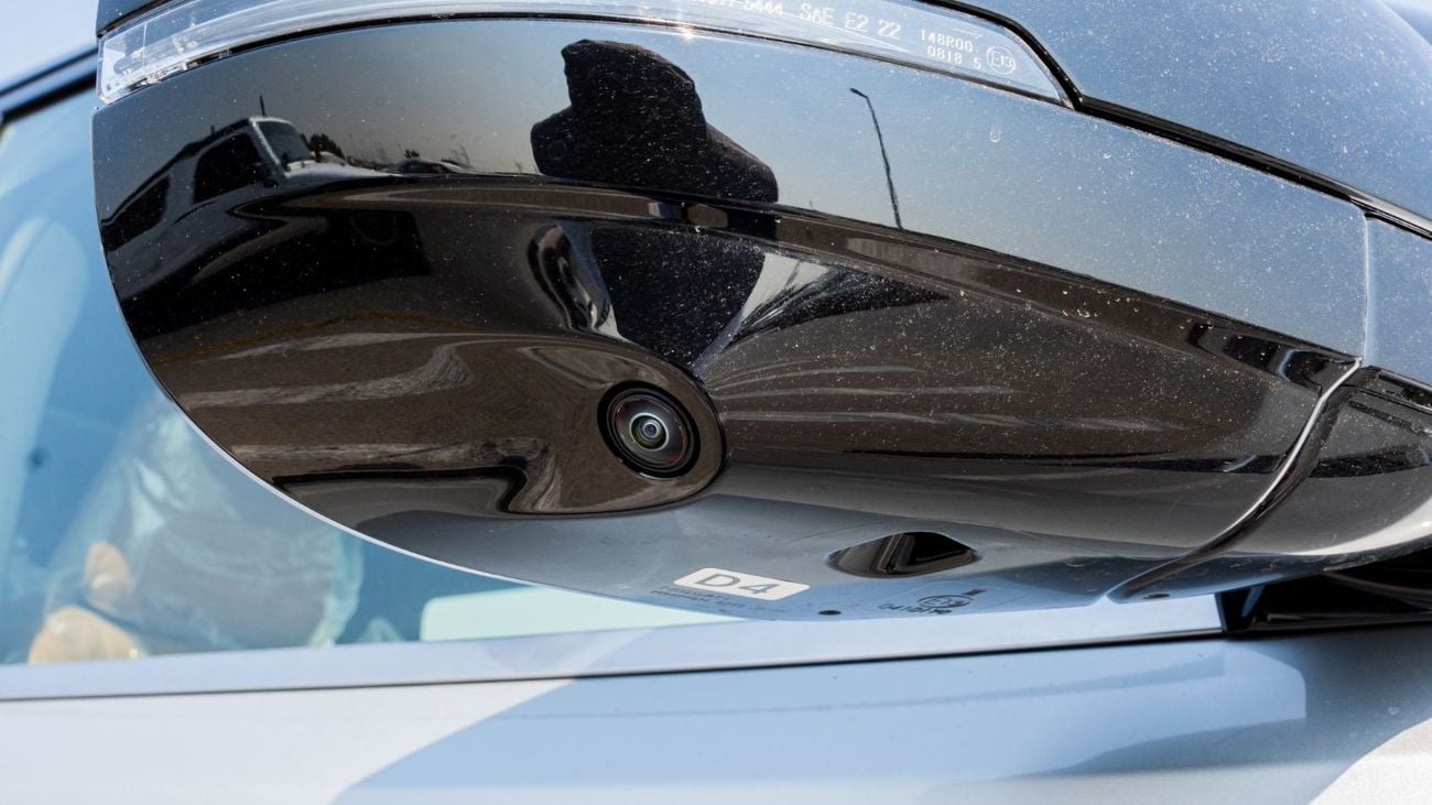 نيسان باترول 2026 Nissan Patrol SE Platinum 3.8L AT Petrol (Silver Black Roof)