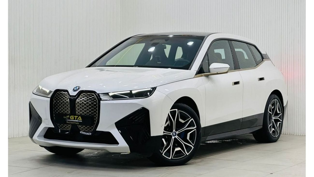 بي أم دبليو iX 2022 BMW iX xDrive40i Masterclass, Sep 2027 BMW Warranty, Sep 2028 BMW Service Pack, Low Kms, GCC