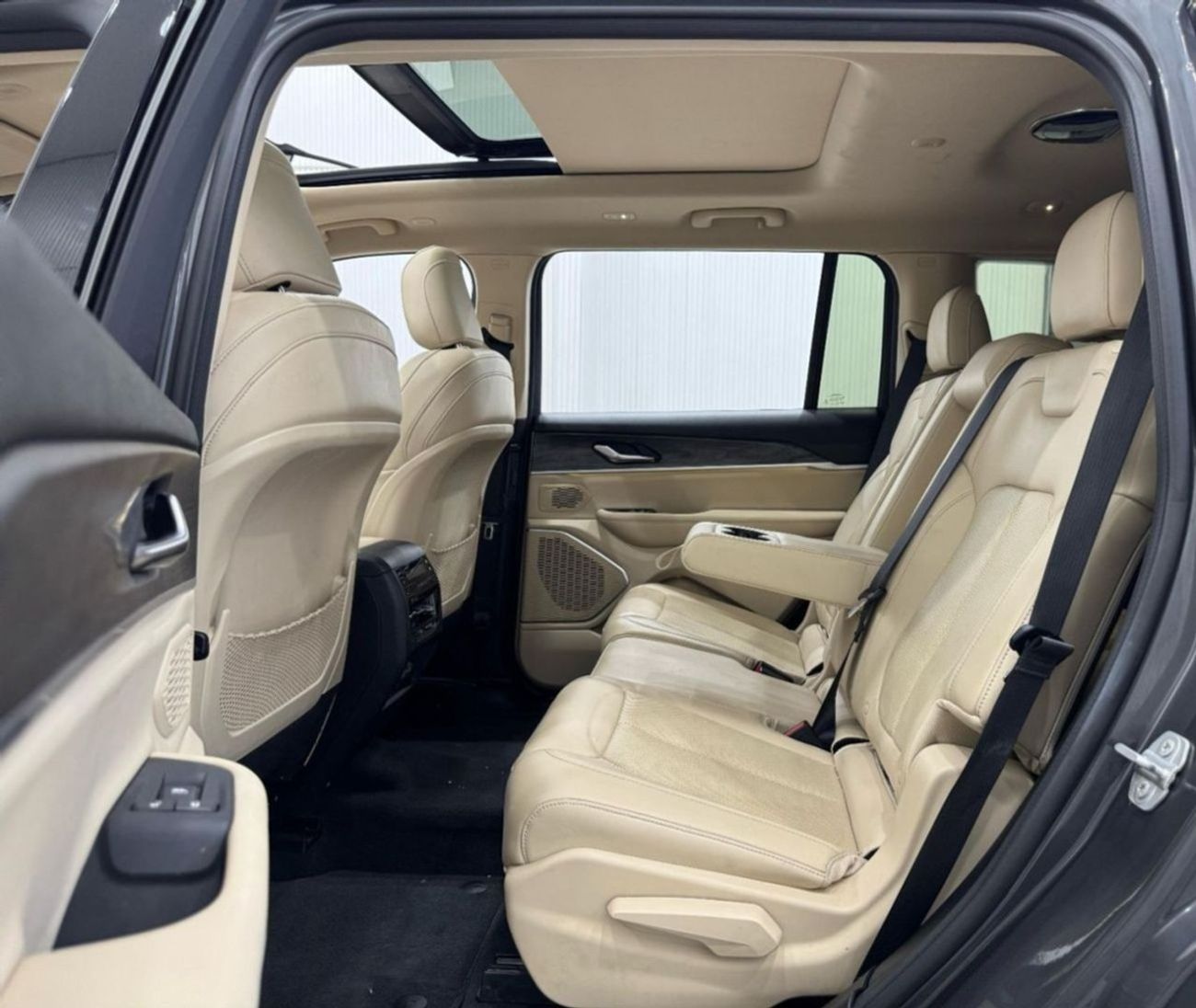 Jeep Grand Cherokee Limited Plus 3.6L 2022 2022 Jeep Grand Cherokee Limited Plus, Warranty, Full Jeep Service History ,