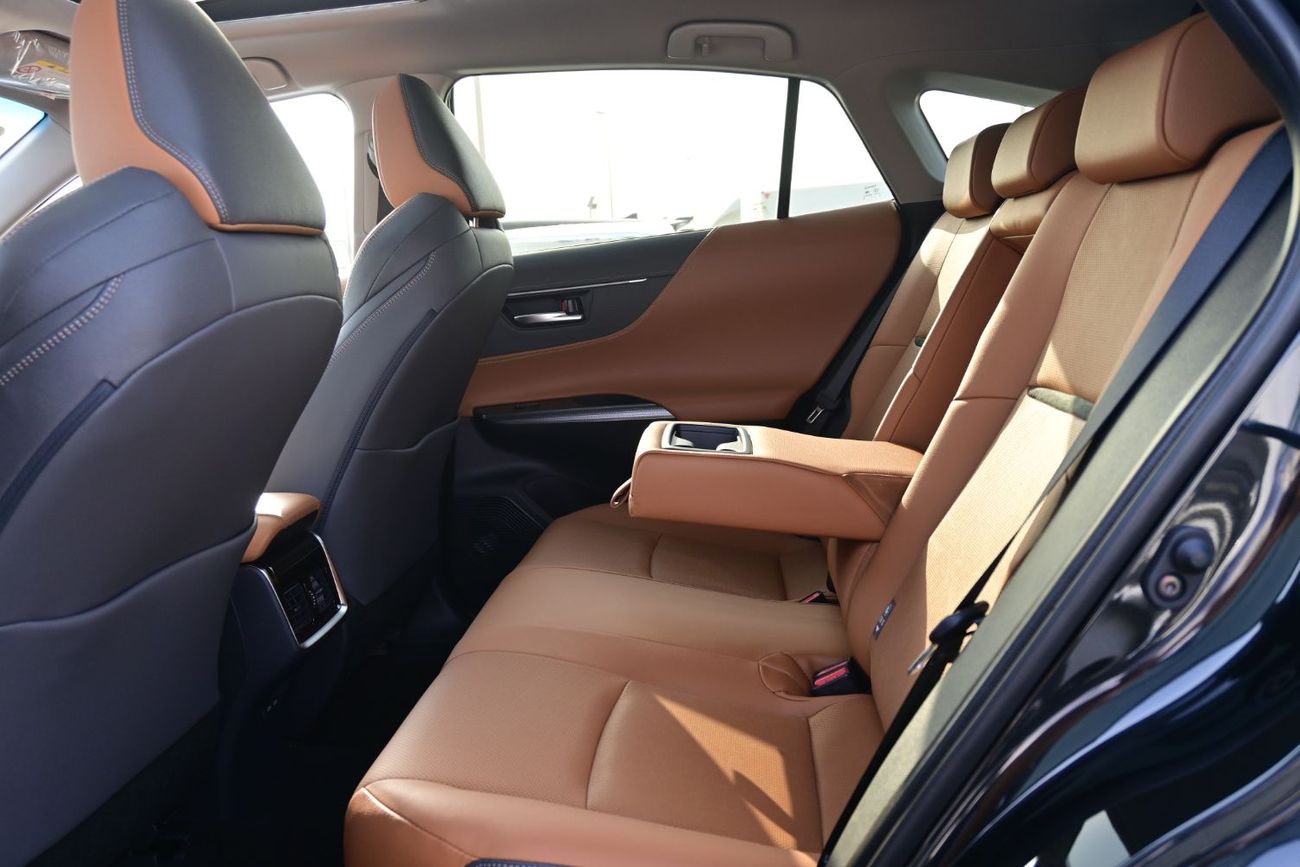 تويوتا فينزا Toyota Venza 2.0L Petrol, Model 2025 Color Black