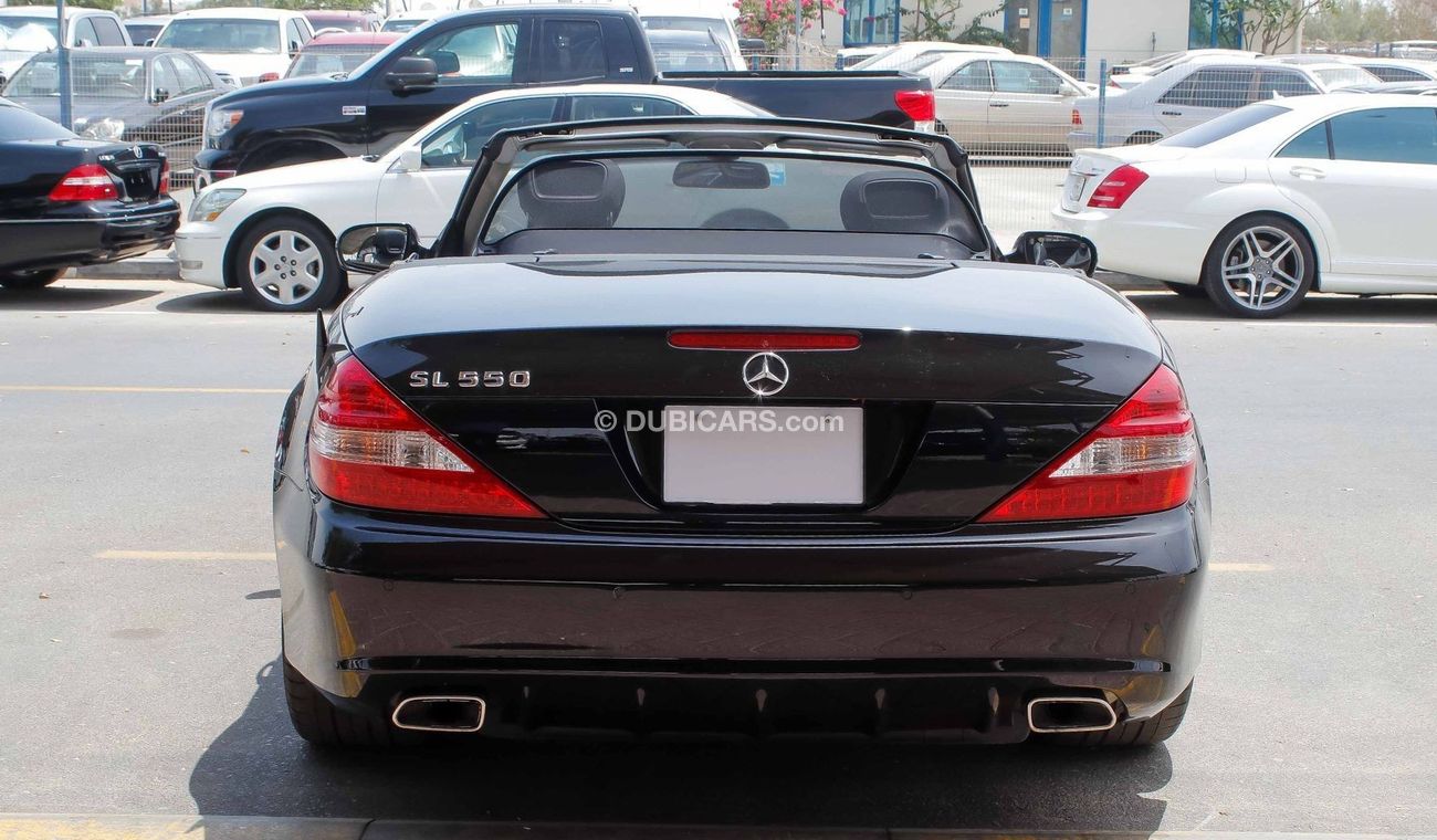 Mercedes-Benz SL 550 CONVERTIBLE
