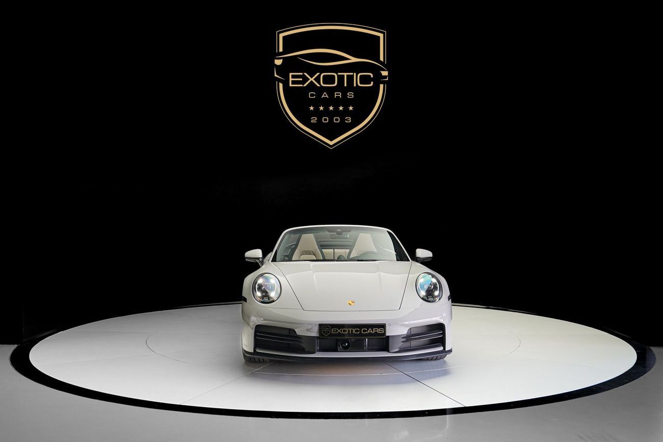 Porsche 911 Carrera 4 3.0L (444 HP) Convertible