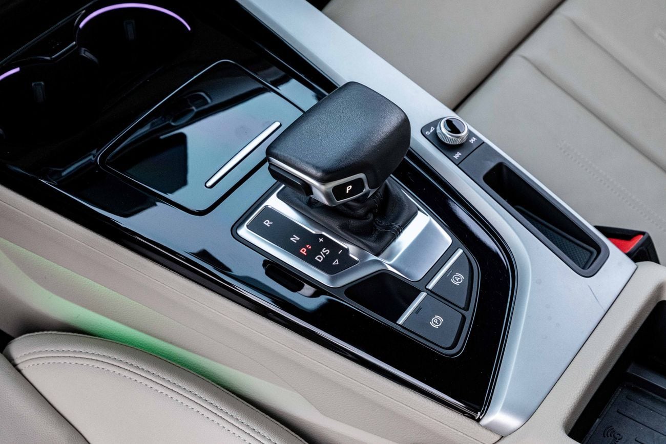 Audi A4 S-Line A4 S-line | 2,644 P.M | 0% Downpayment | Audi Warranty!