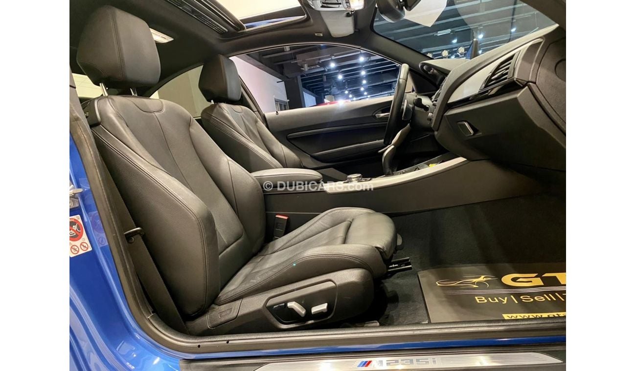 BMW M235i 2016 BMW M235i Coupe ,Dealer Warranty, Full Service History, Low KM, GCC
