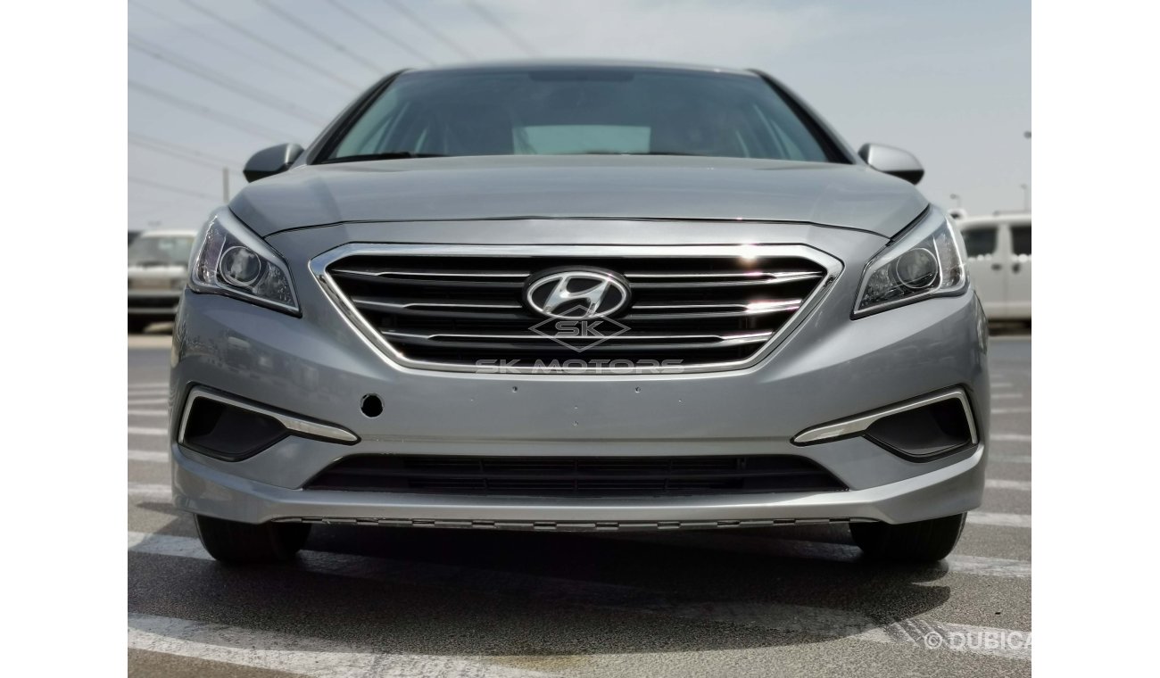 Hyundai Sonata 2.4L, 16" Rims, DRL LED Headlights, Drive Mode, Bluetooth, Fabric Seats, Dual Airbags (LOT # 831)