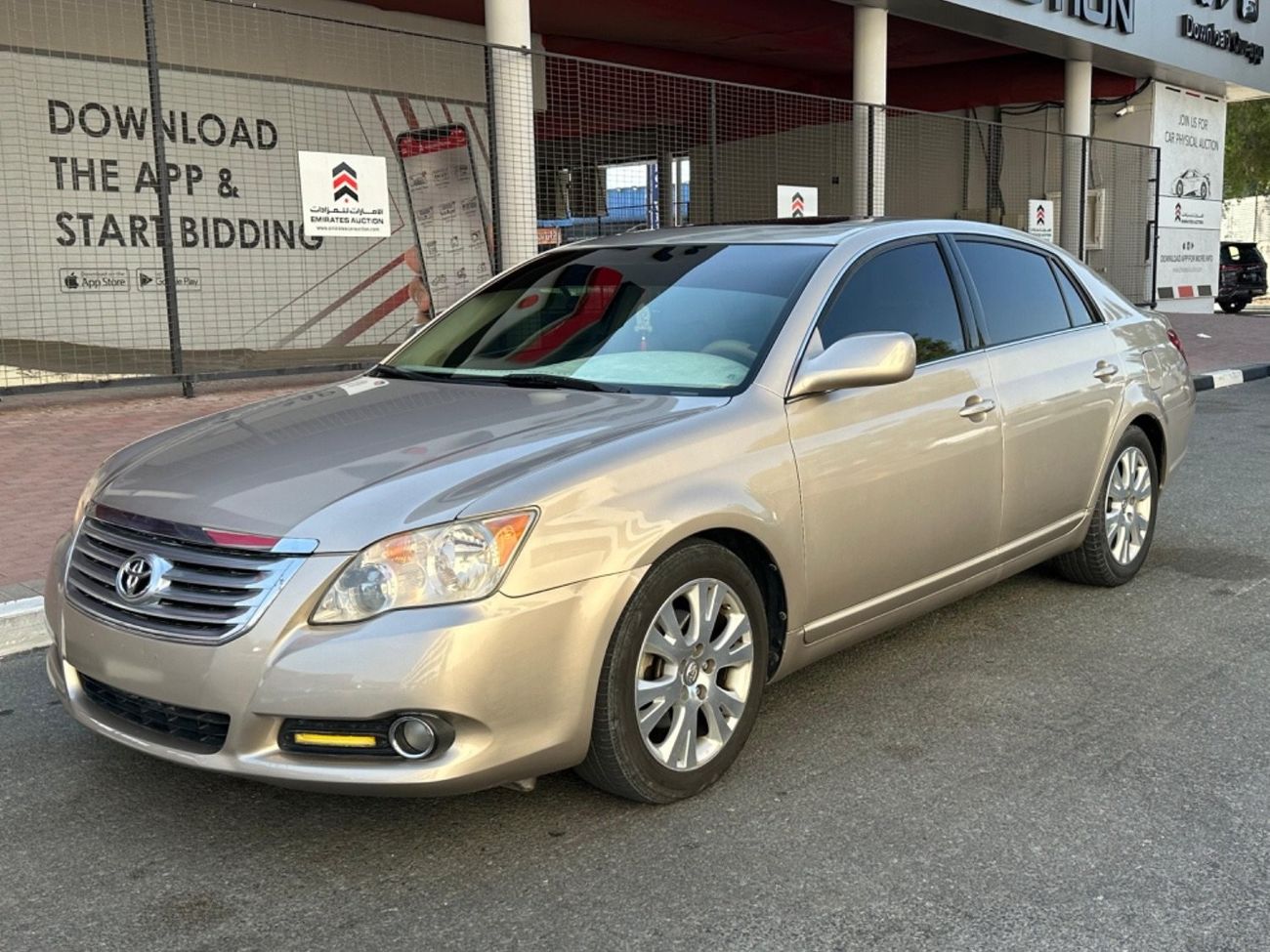 Toyota Avalon 2008 LIMITED FULL OPTION GOOD CONDITION PERSONAL CAR