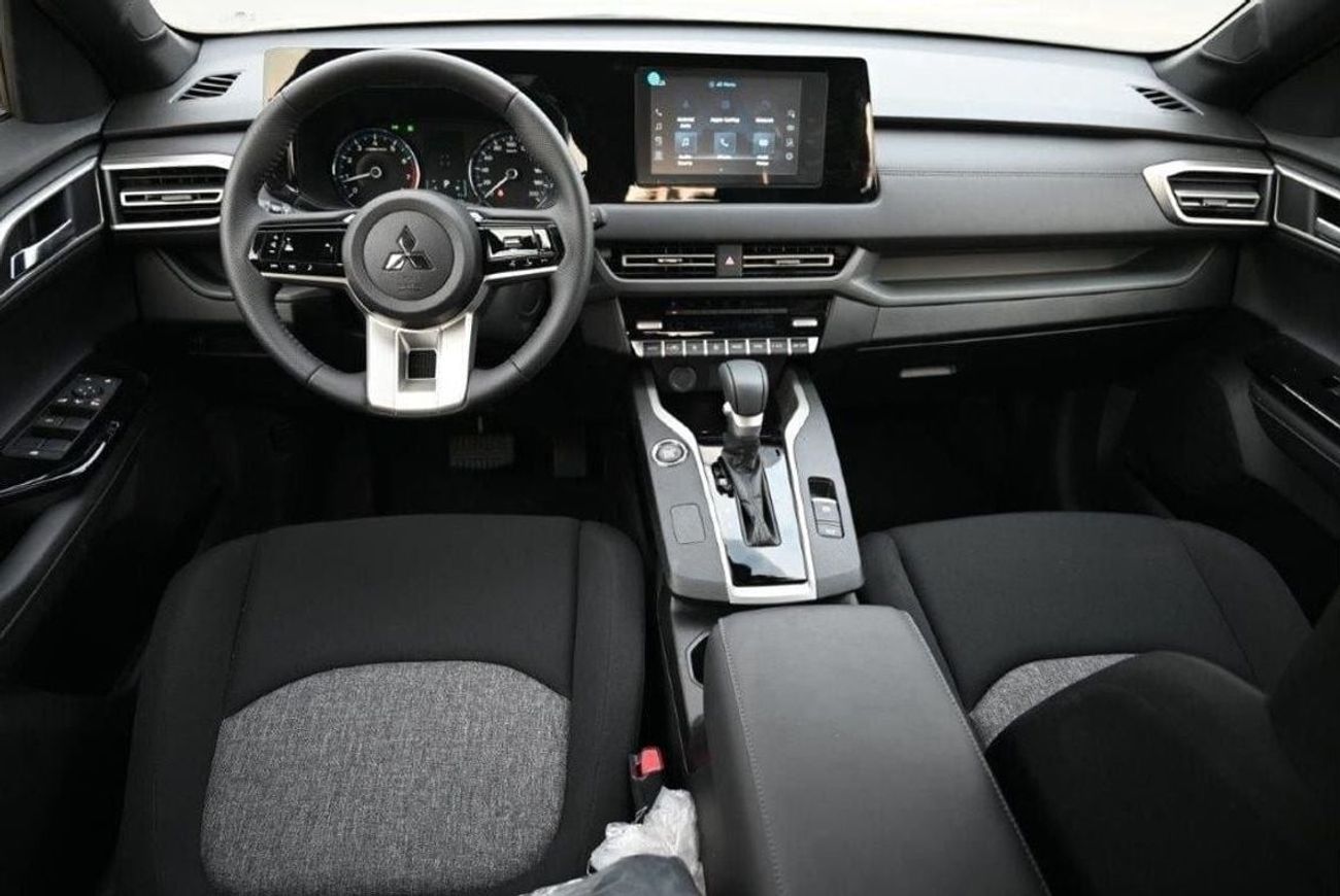 ميتسوبيشي Xforce 2025 MITSUBISHI XFORCE HL 1.5L PETROL 5-SEATER AT