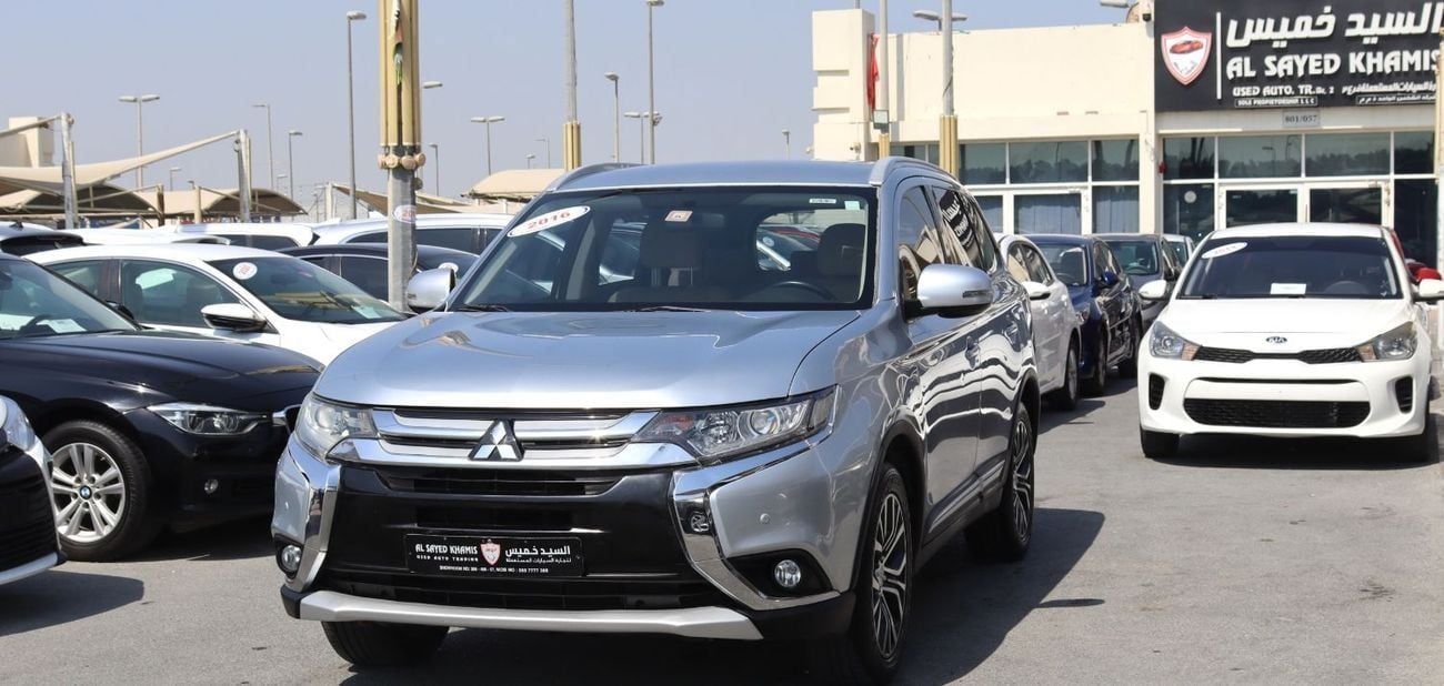 ميتسوبيشي آوتلاندر ميتسوبيشى آوتلاندر 2016-7 مقاعد -  خليجى بحاله ممتازه ممشى 155000 كم بمحرك  2.4L بسعر 30000 درهم