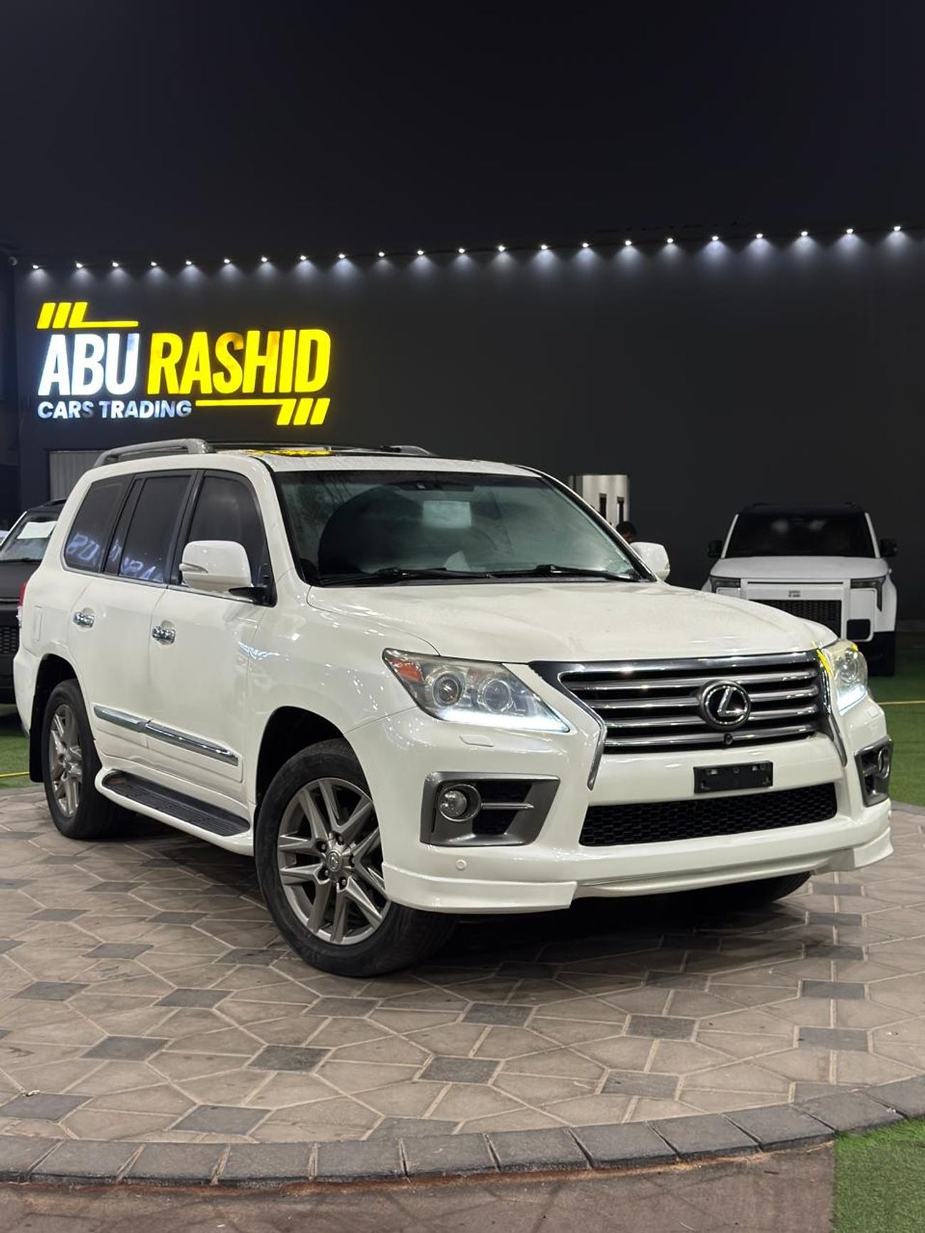 لكزس LX 570 Platinum 5.7L