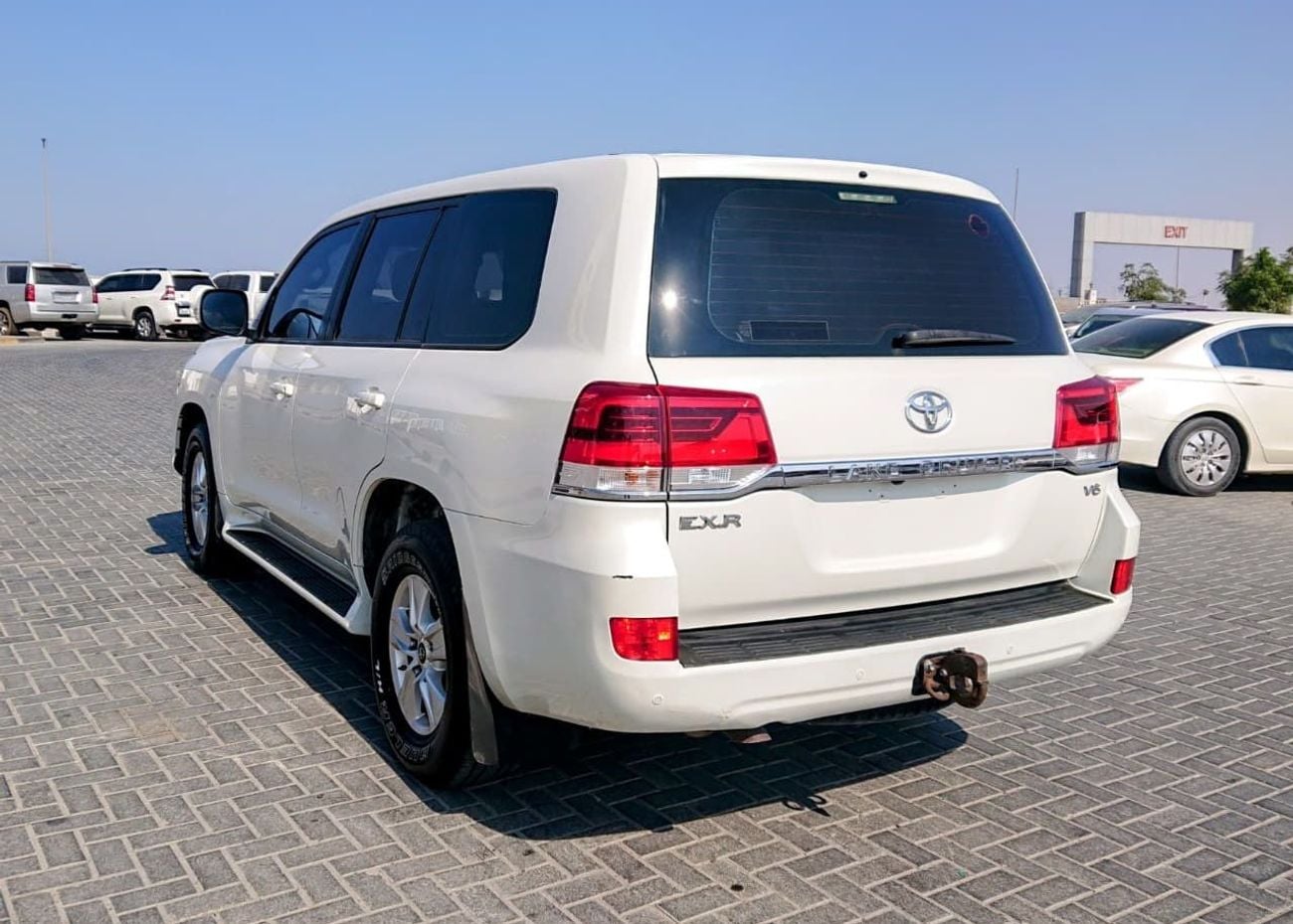 Toyota Land Cruiser EXR 4.0L 4WD