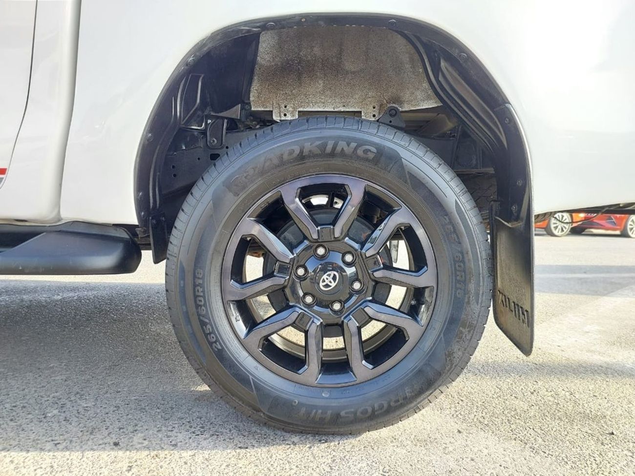 Toyota Hilux TOYOTA HILUX PICK UP RHD 2024 MODEL 2.8 L DIESEL AUTOMATIC(PM53949)