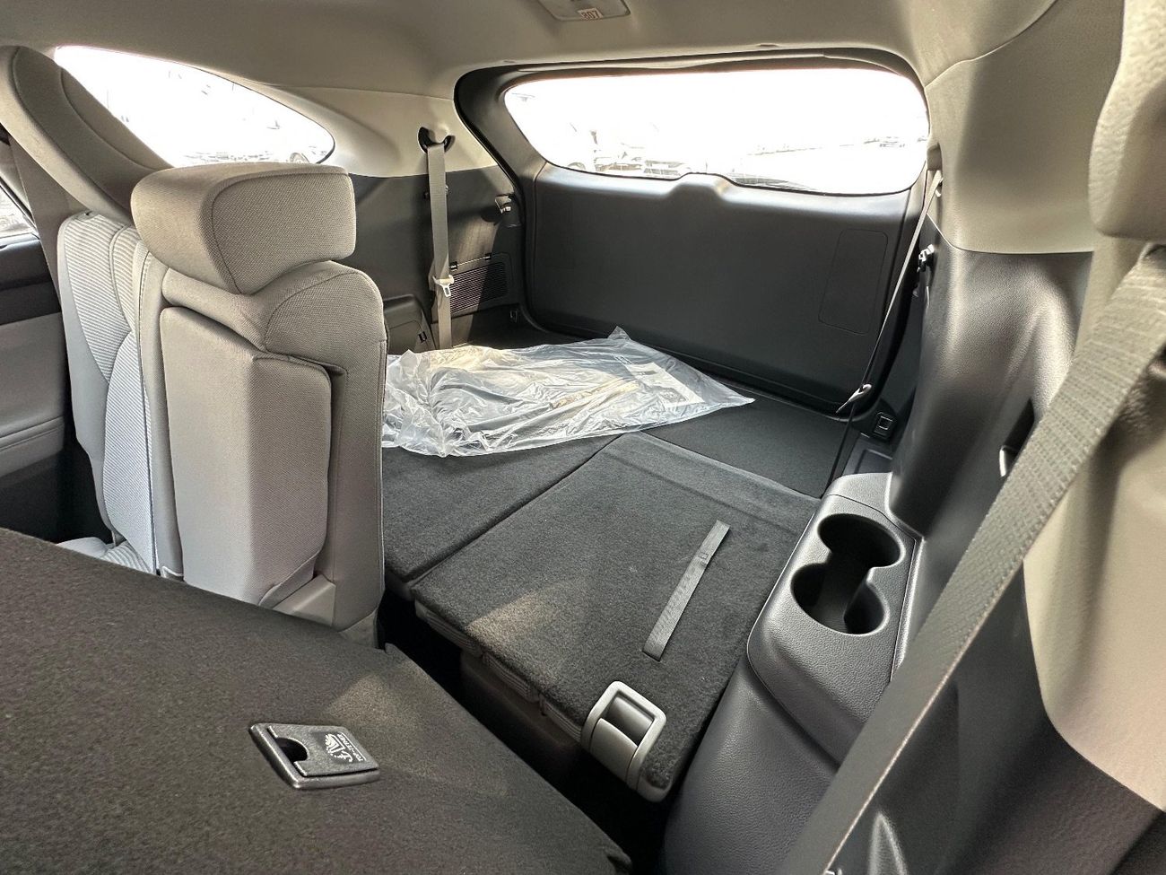 تويوتا هايلاندر 2.5L Hybrid GXR (AWD)