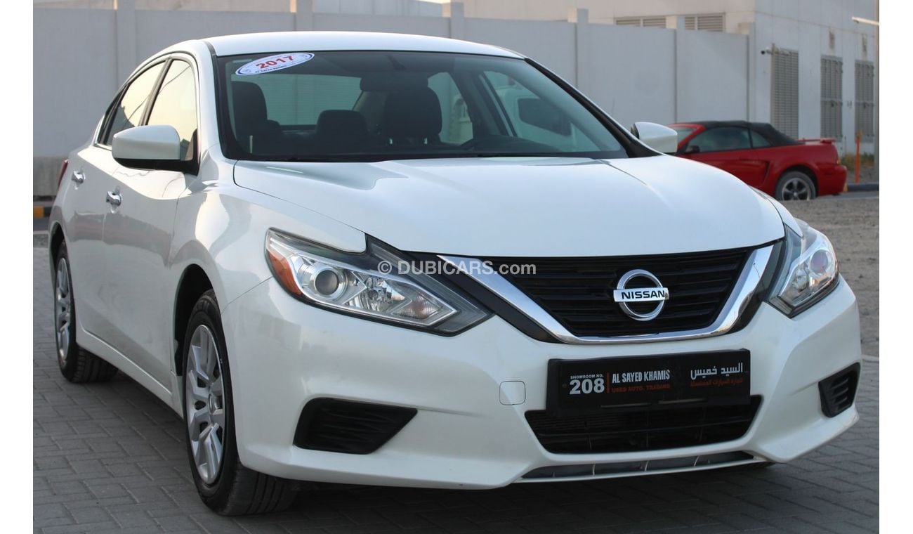 Nissan Altima S NISSAN ALTIMA 2017 WHITE GCC EXCELLENT CONDITION WITHOUT ACCIDENTS