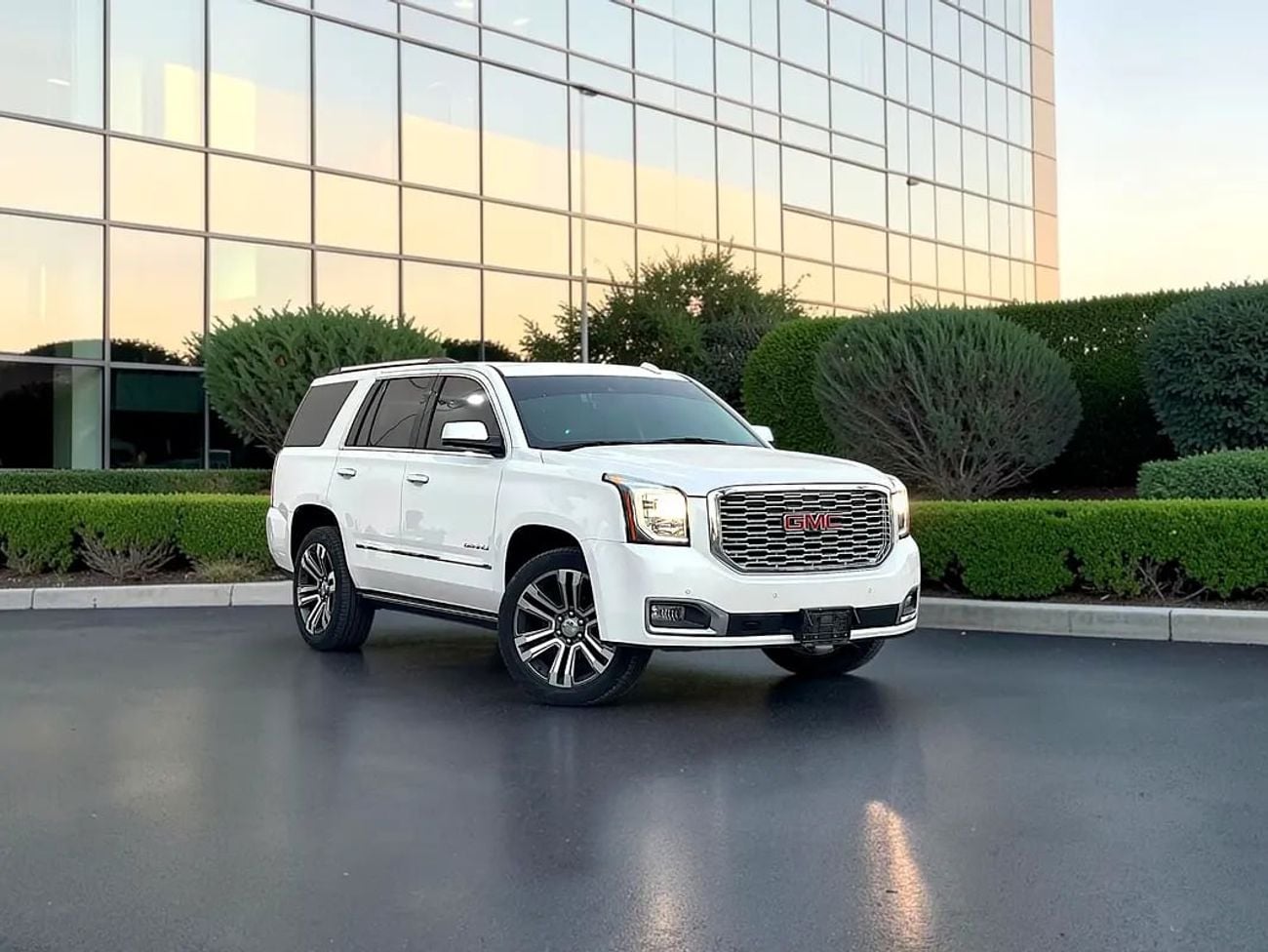 جي أم سي يوكون 2,300 P.M | Denali GCC Specs - Pristine Condition Original paint