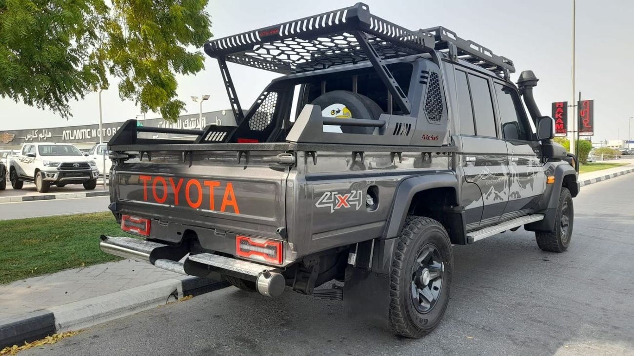 تويوتا لاند كروزر بيك آب Double Cabin 4.5L