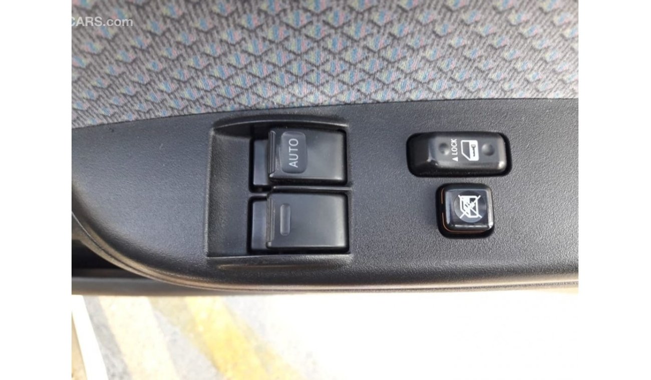 Toyota Hiace Hiace Van RIGHT HAND DRIVE  (Stock no PM 81 )