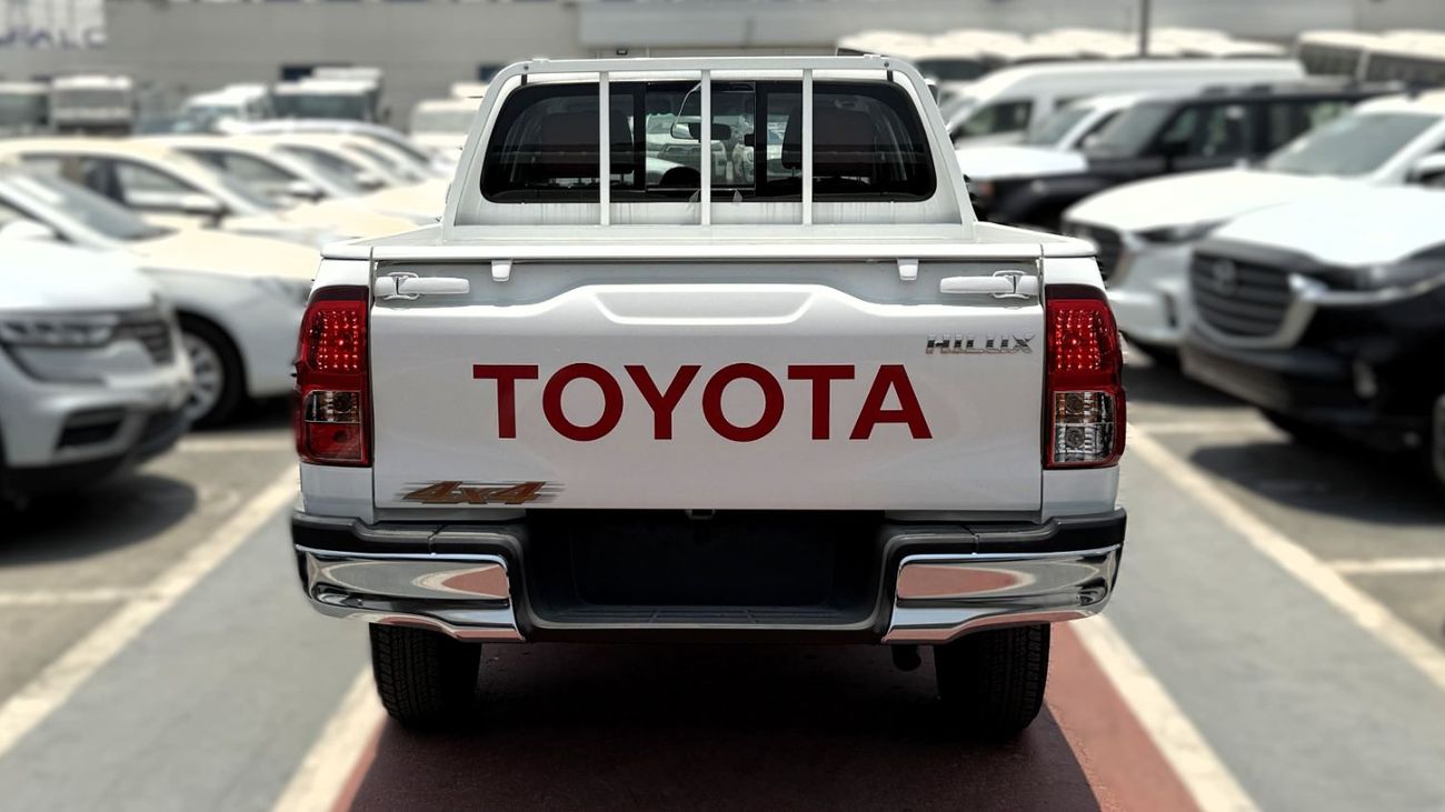 تويوتا هيلوكس Toyota Hilux 2.4L Diesel AT 2025YM