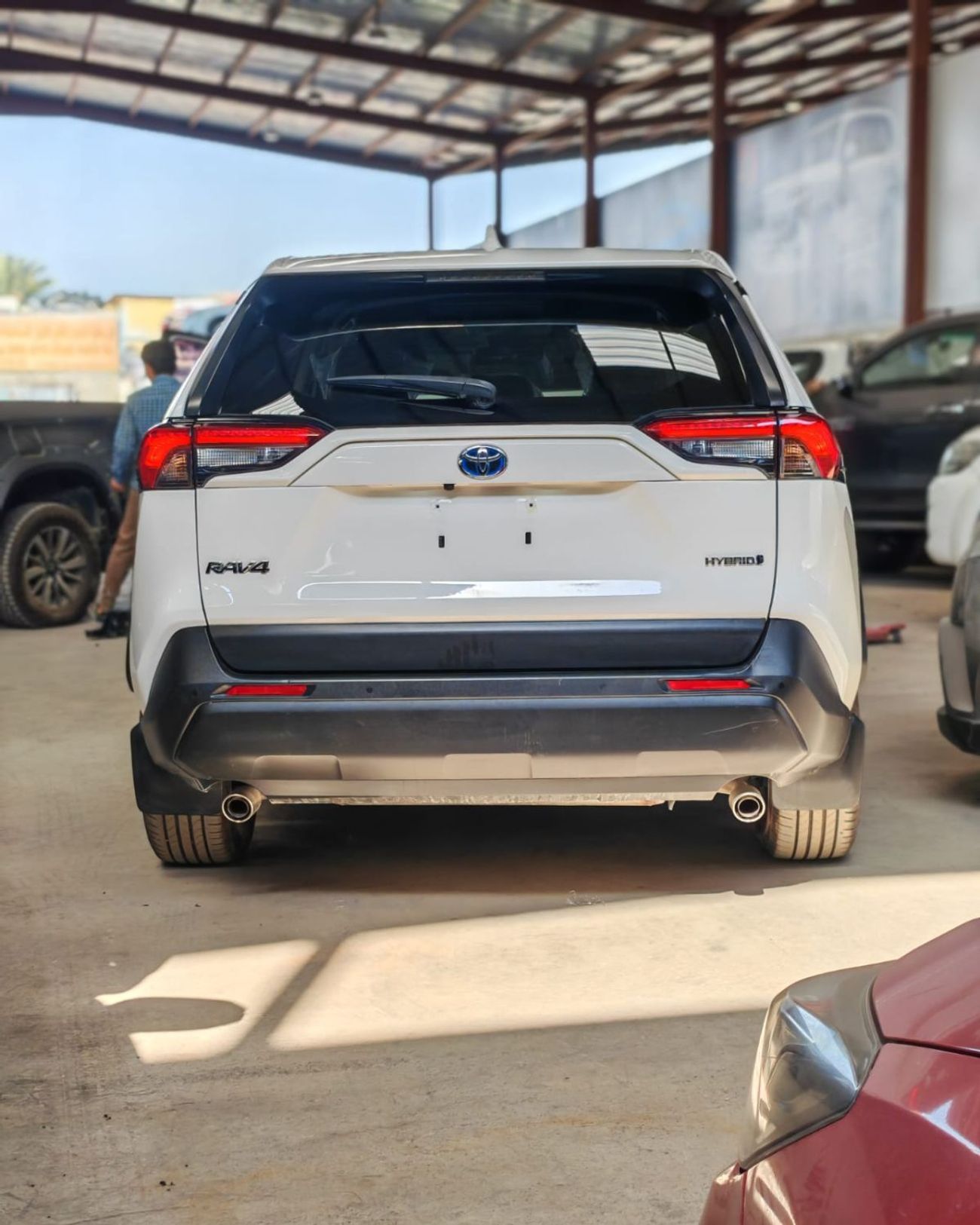 Toyota RAV4 2WD HYBRID 2.5L
