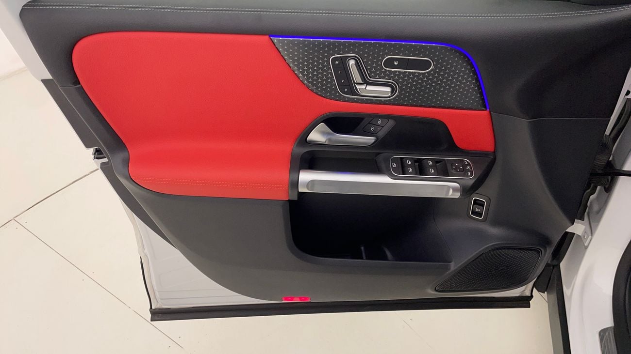 Mercedes-Benz GLB 250 PREMIUM PLUS AMG 2 | Zero Down Payment | Home Test Drive