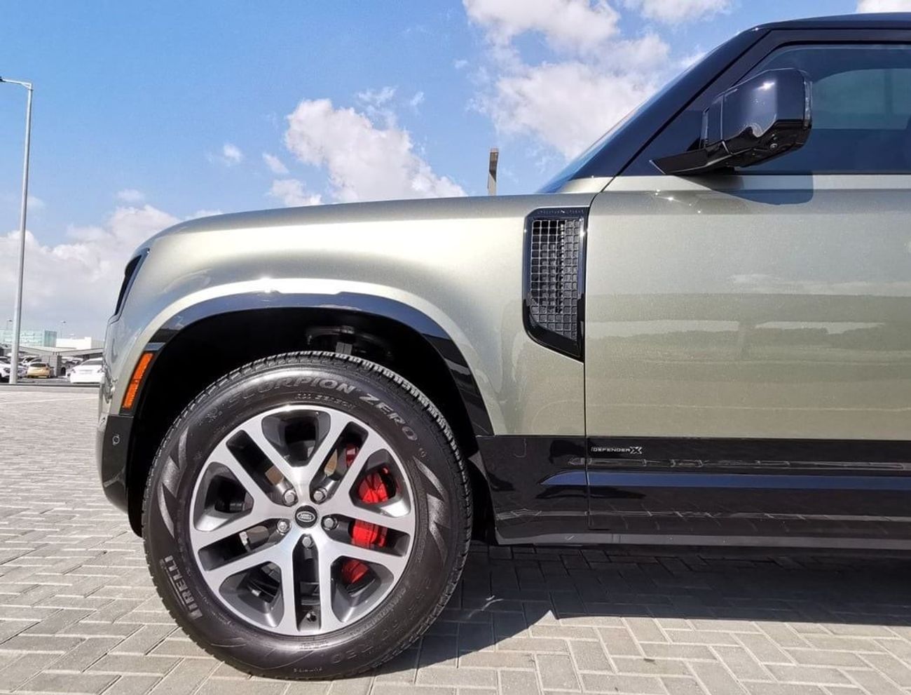 Land Rover Defender Land Rover Defender - 2023 - Green/Black