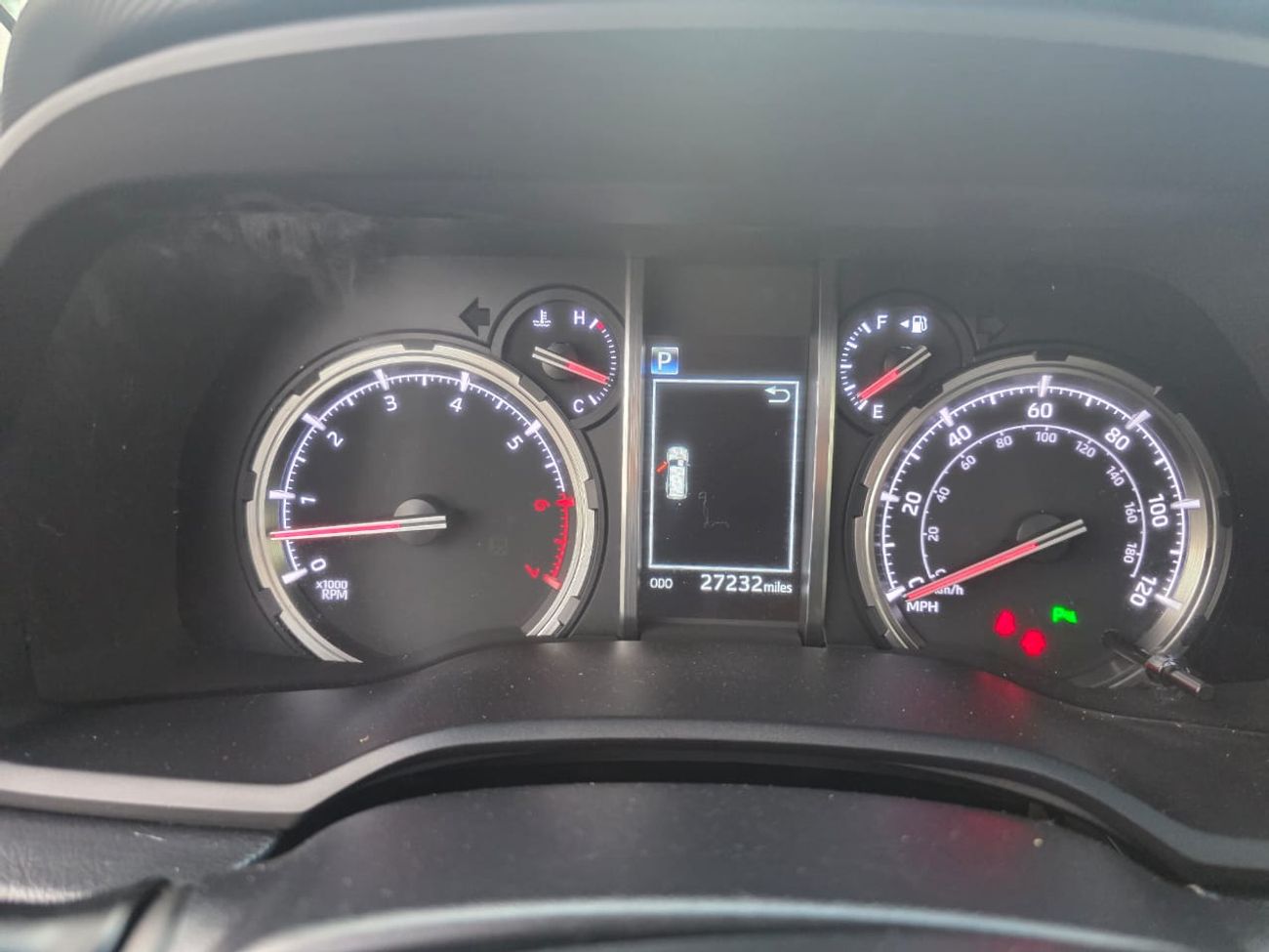 تويوتا Runner4 Nightshade Edition