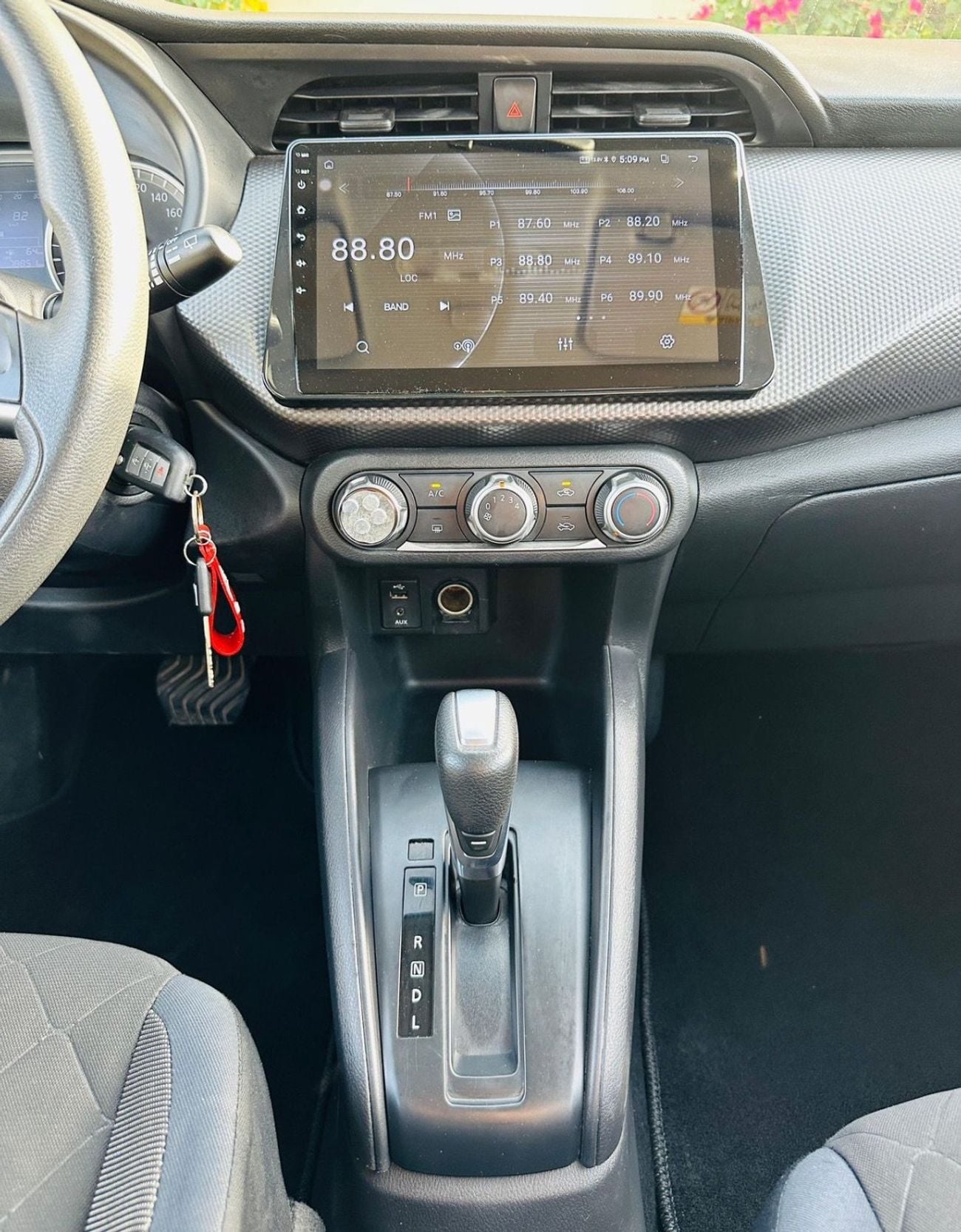 Nissan Kicks S