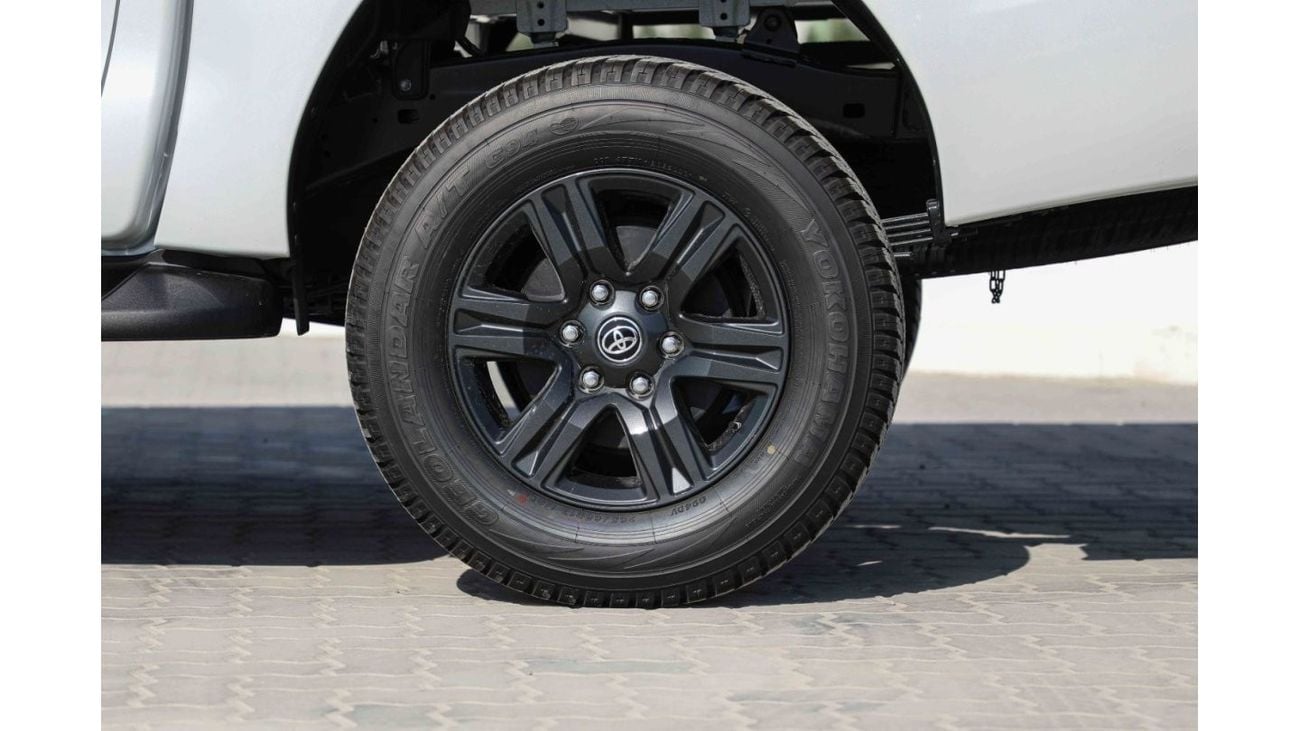 تويوتا هيلوكس 2024 تويوتا هايلكس 4x4 DC 2.7 HI - أبيض بلاتيني لؤلؤي من الداخل أسود | تصدير فقط