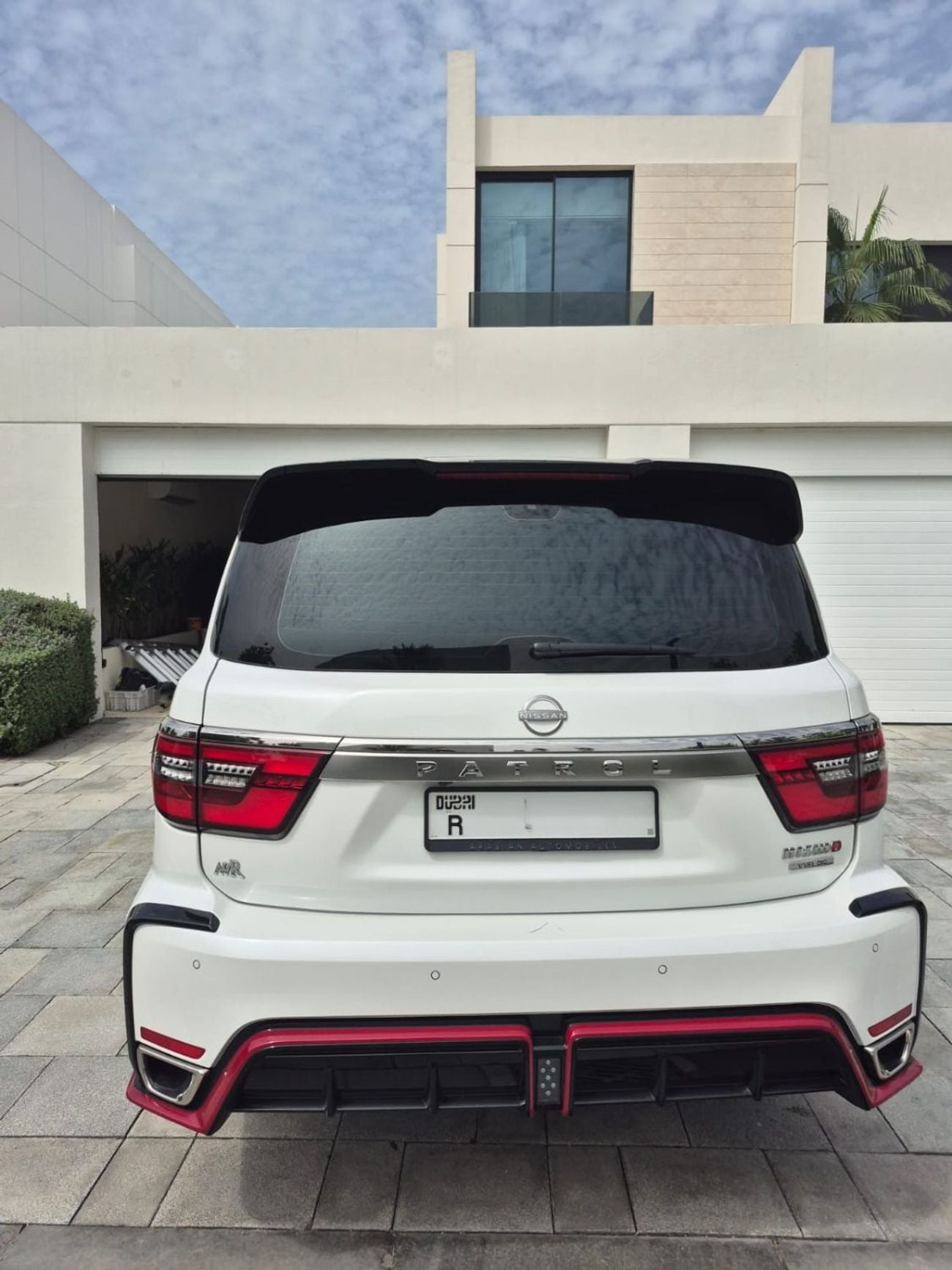 Nissan Patrol NISSAN PATROL Nismo 5.6L