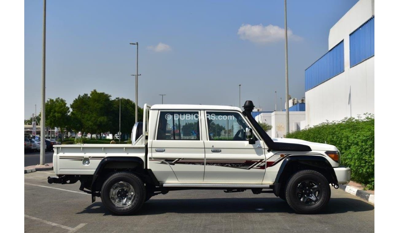 Toyota Land Cruiser Pick Up LAND CRUISER 79 DOUBLE CAB  LX V6 4.0L PETROL MANUAL TRANSMISSION- 70th ANNIVERSARY EDITION
