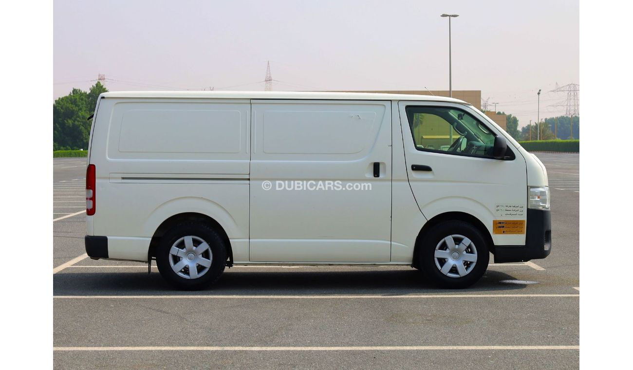 Toyota Hiace GL - Standard Roof 2.7L - Dry Delivery Van | Petrol | GCC Specs | Ready to Drive