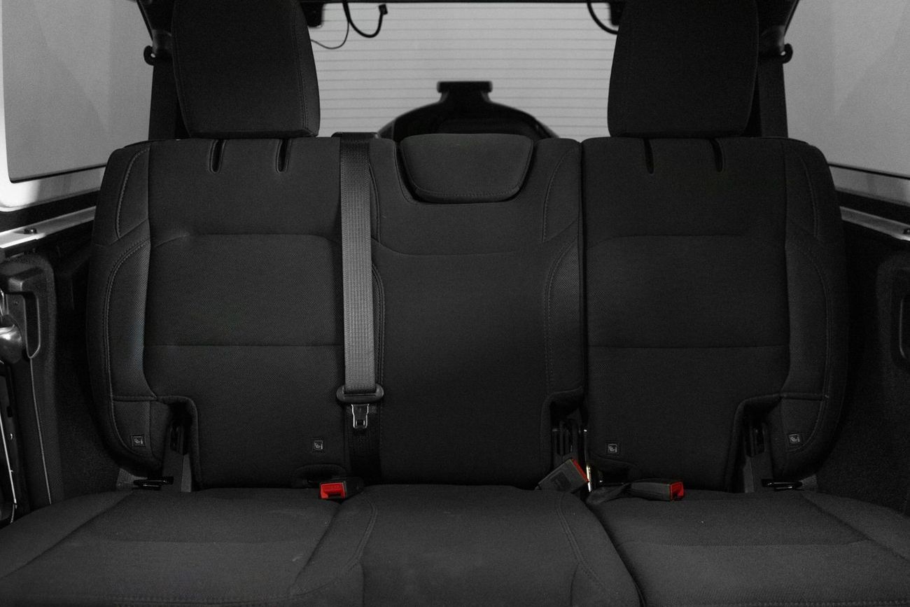 Jeep Wrangler Unlimited Willys 2020 Jeep Wrangler Unlimited Willy’s Edition / Full Jeep Service History