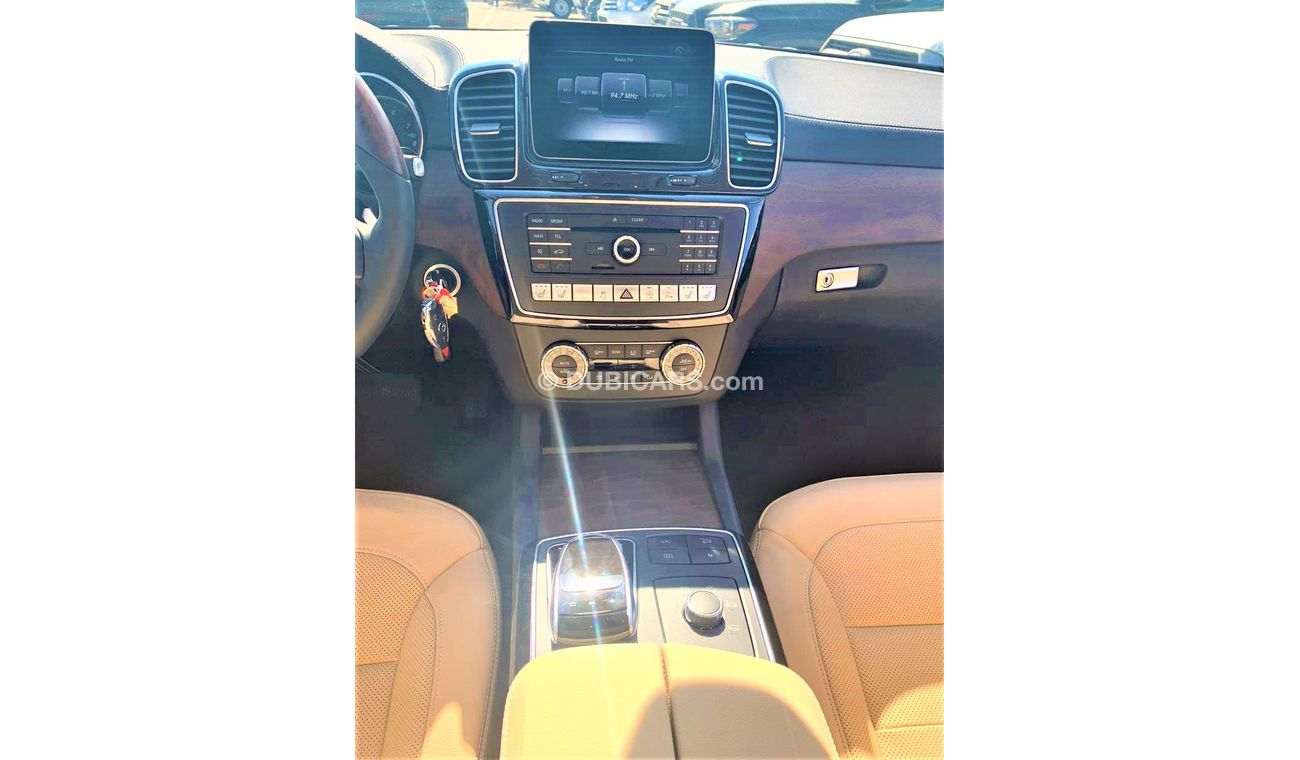Mercedes-Benz GLS 500 V8 BITURBO FULL OPTION