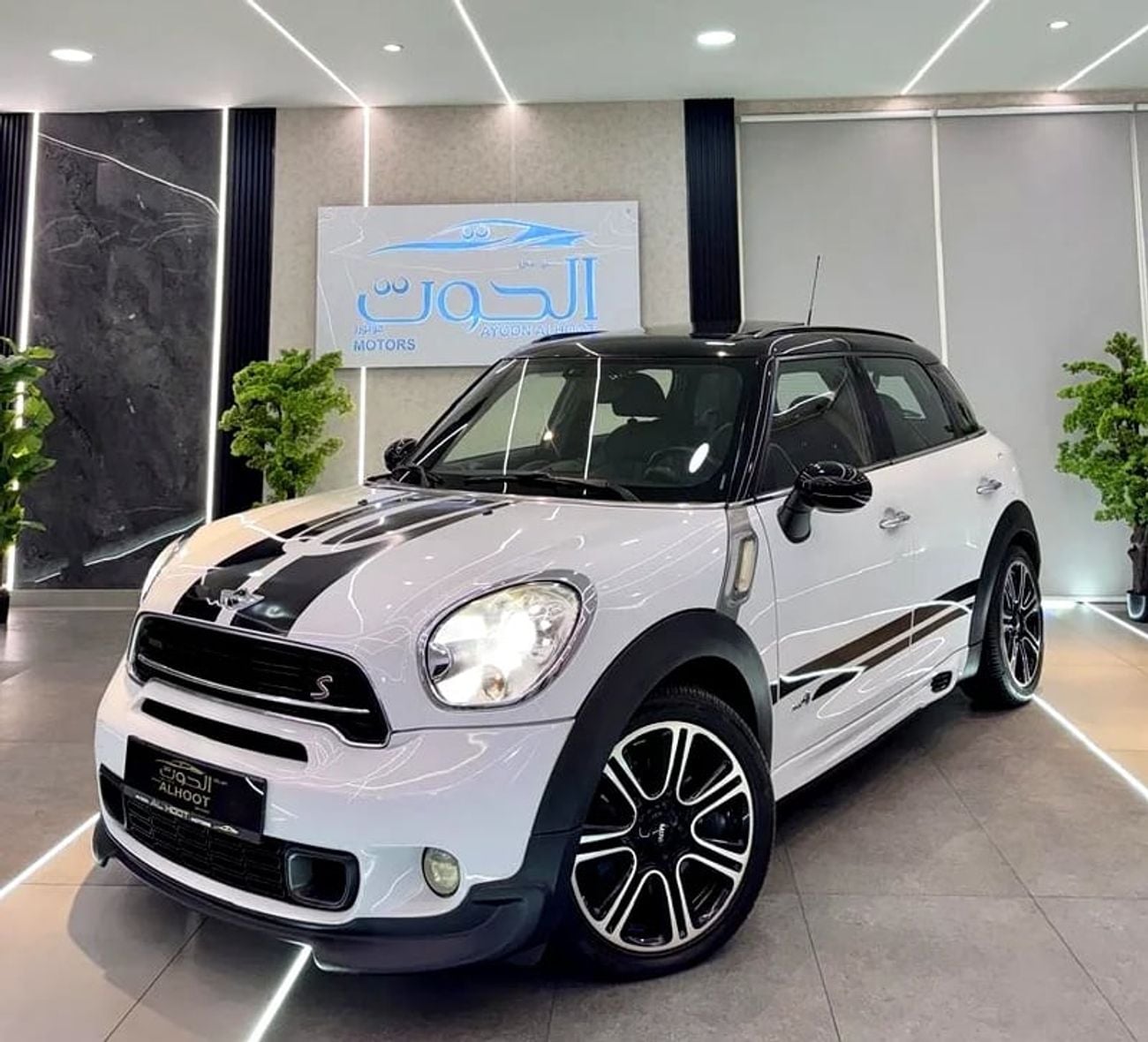 Mini Countryman UNIQUE JOINS COOPER WORKS || ACCIDENT FREE || GCC || PANORAMIC ROOF