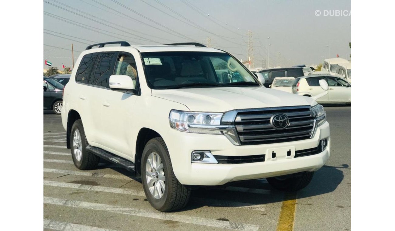 تويوتا لاند كروزر Toyota Land cruiser Brand New Petrol Engine Model 2020 White