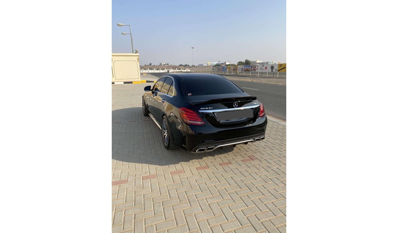 مرسيدس بنز C 63 AMG